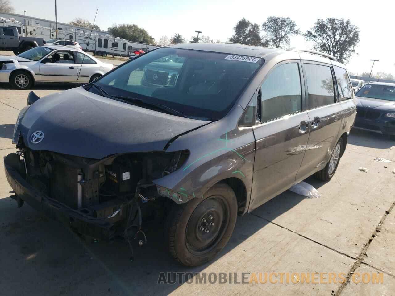 5TDYK3DC2DS336349 TOYOTA All Models 2013