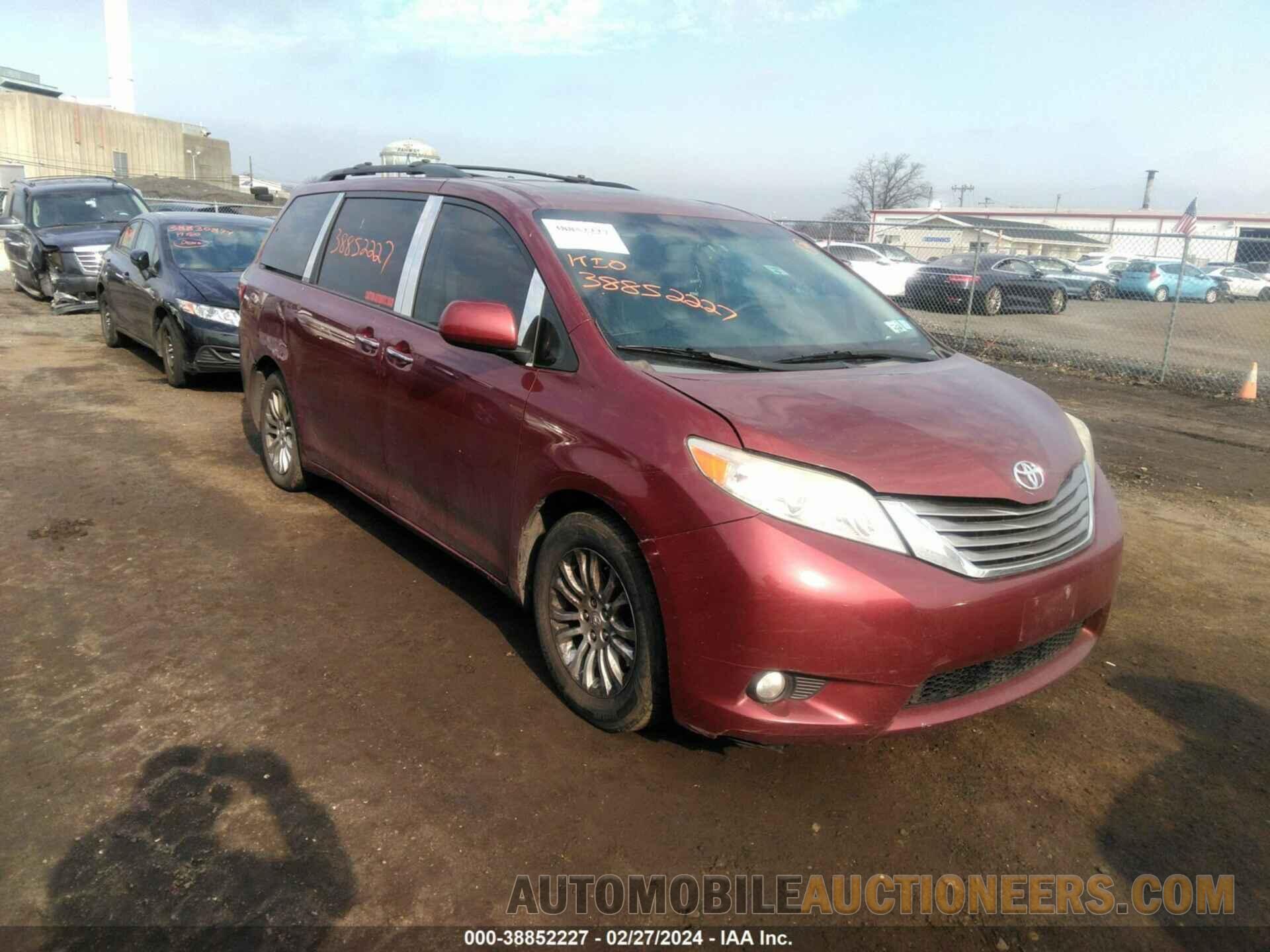 5TDYK3DC3FS587626 TOYOTA SIENNA 2015