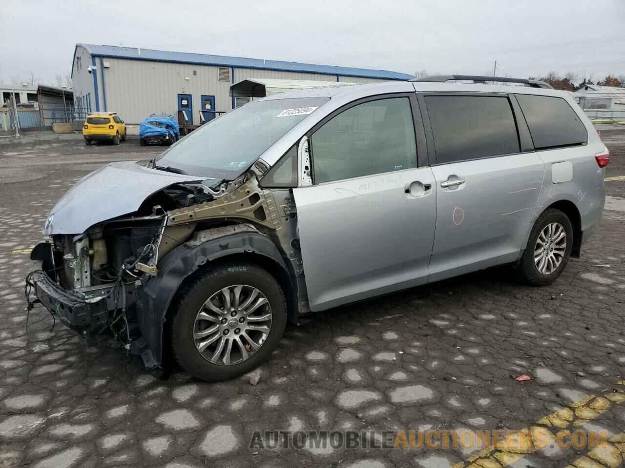 5TDYK3DC3FS608846 TOYOTA All Models 2015