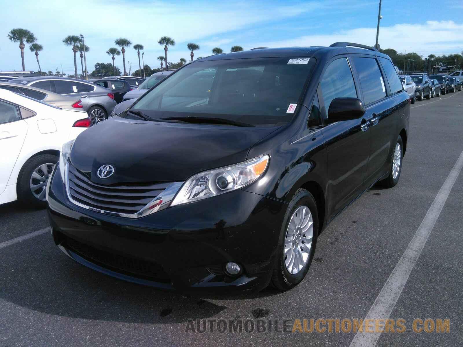 5TDYK3DC3FS655763 Toyota Sienna 2015