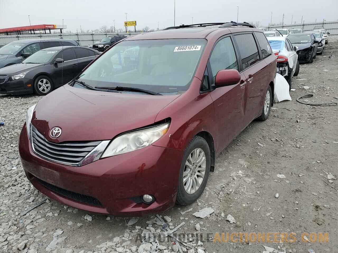 5TDYK3DC4DS313879 TOYOTA All Models 2013