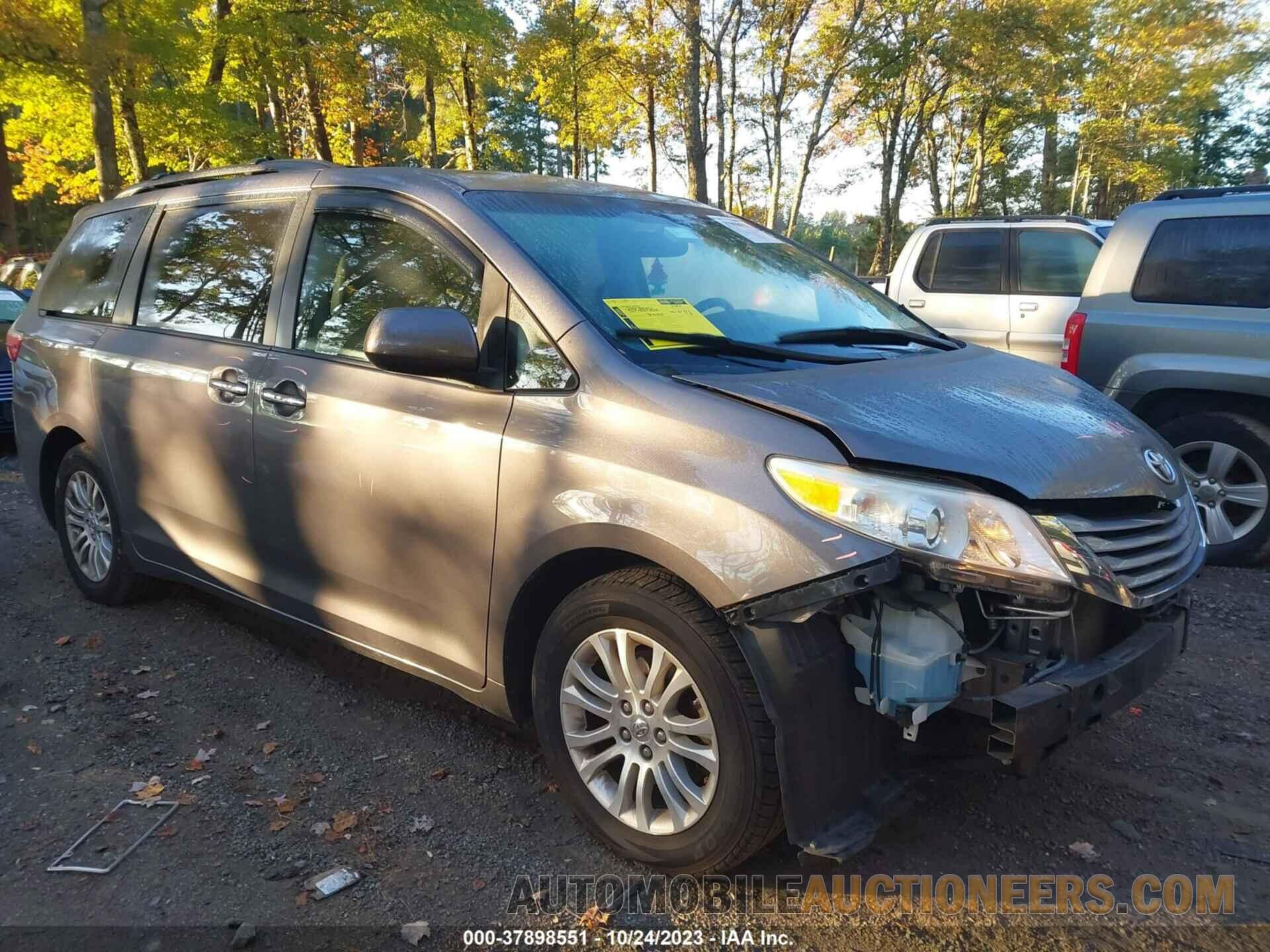 5TDYK3DC4FS579681 TOYOTA SIENNA 2015