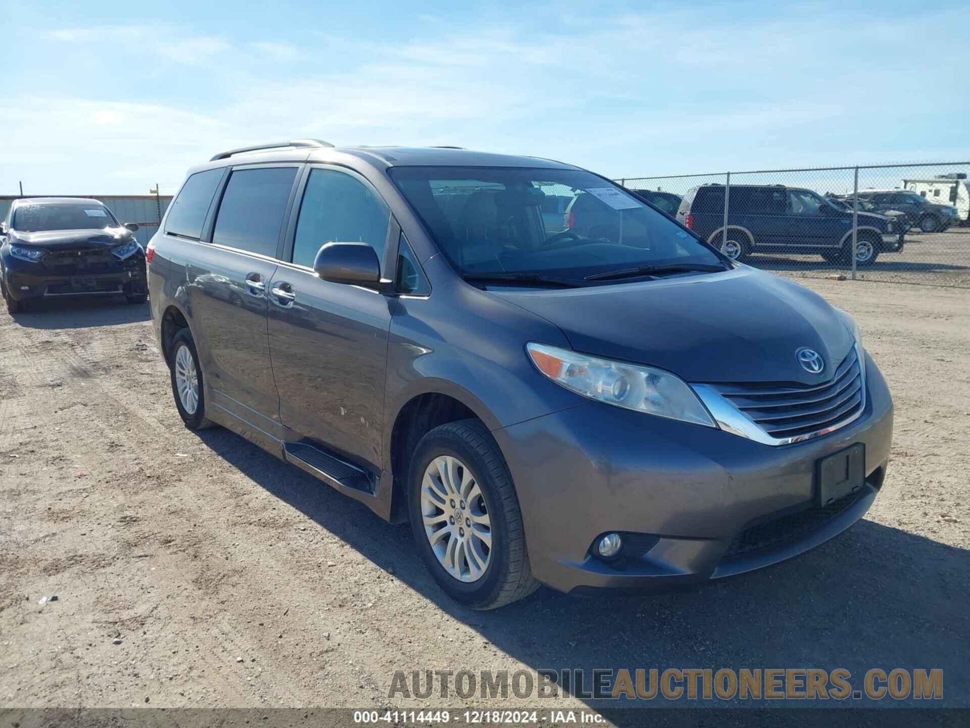 5TDYK3DC4FS653875 TOYOTA SIENNA 2015