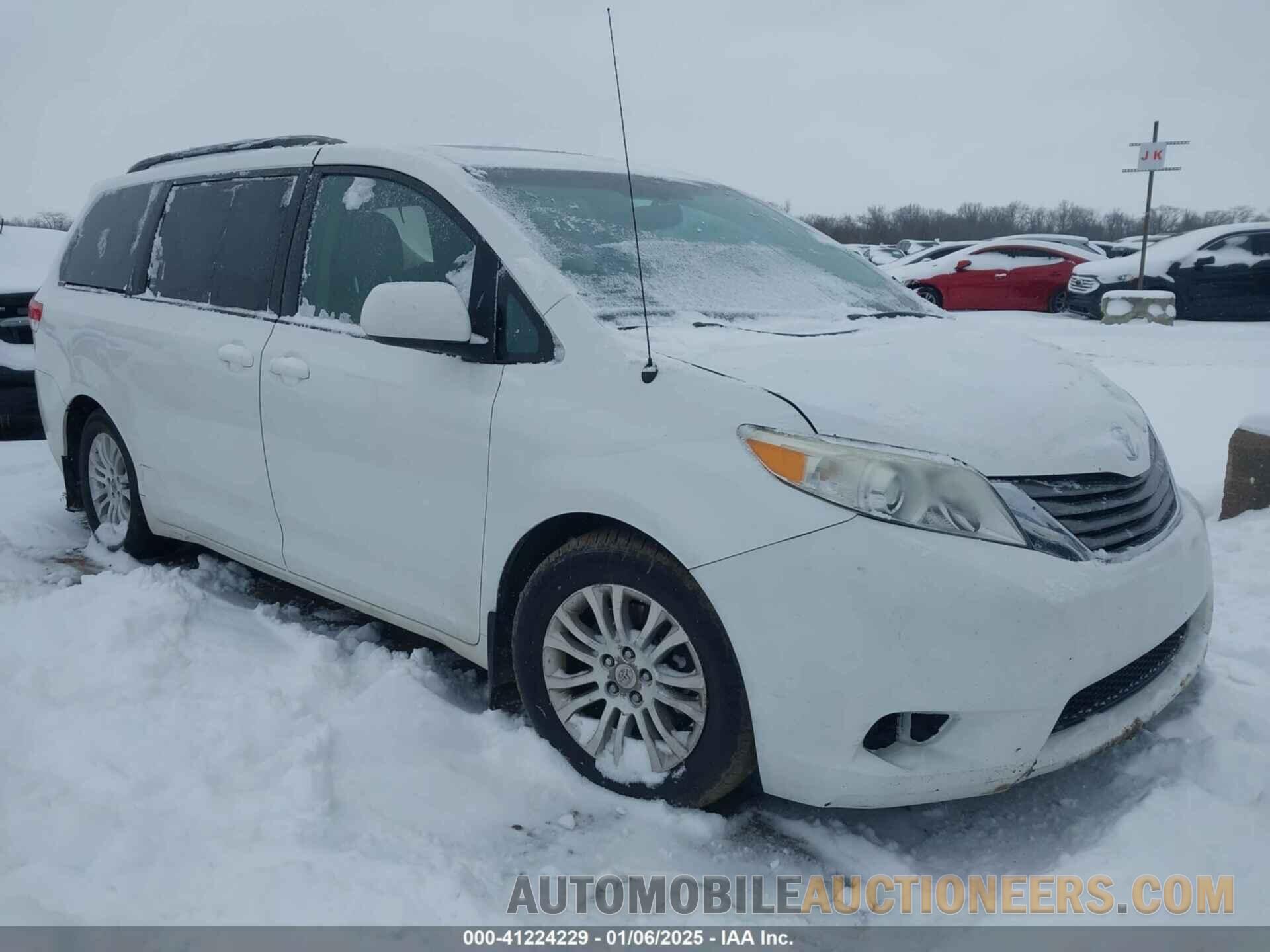 5TDYK3DC5CS267459 TOYOTA SIENNA 2012