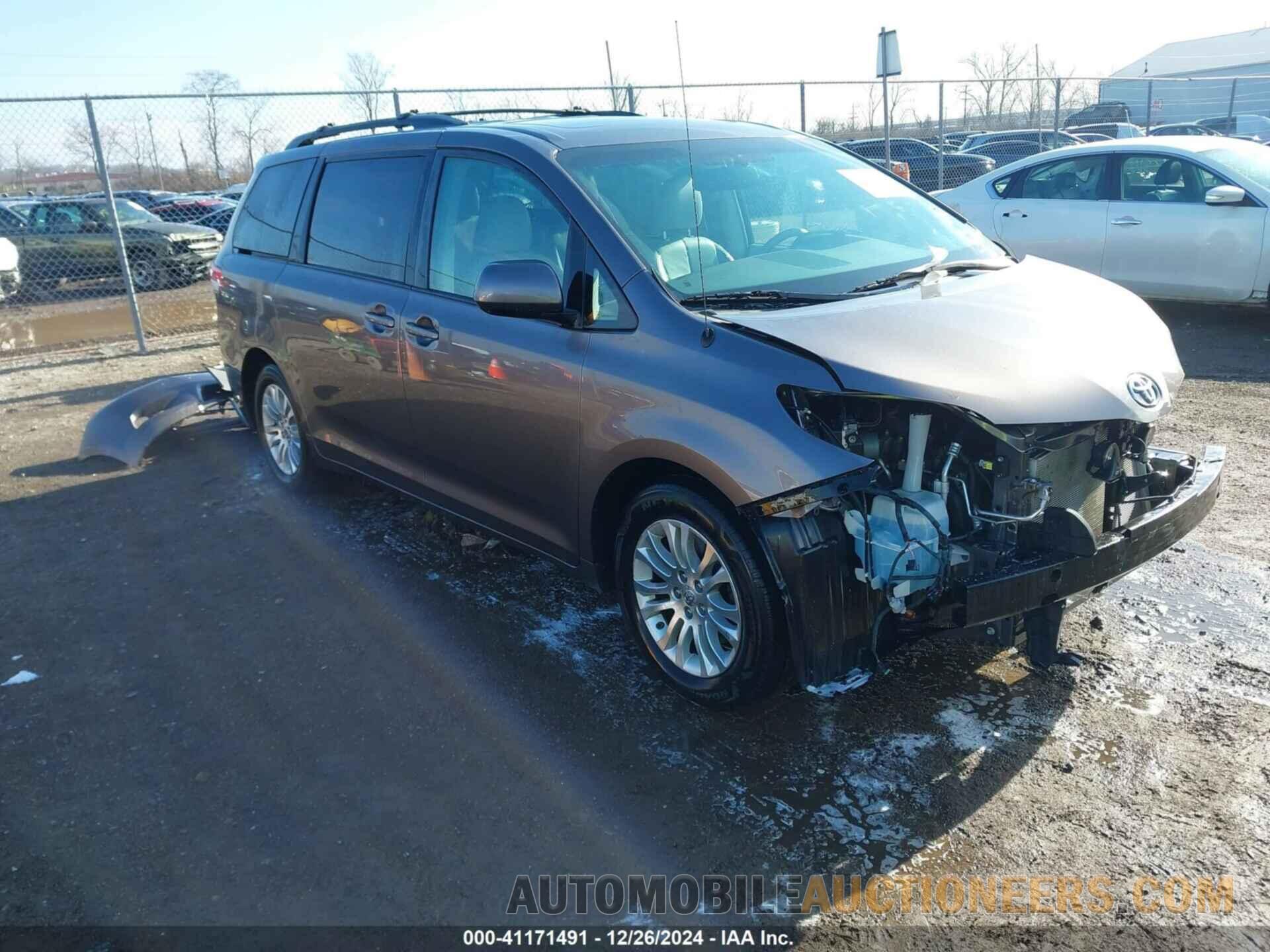 5TDYK3DC6BS035547 TOYOTA SIENNA 2011