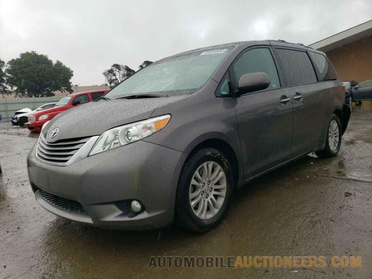 5TDYK3DC6FS611384 TOYOTA All Models 2015