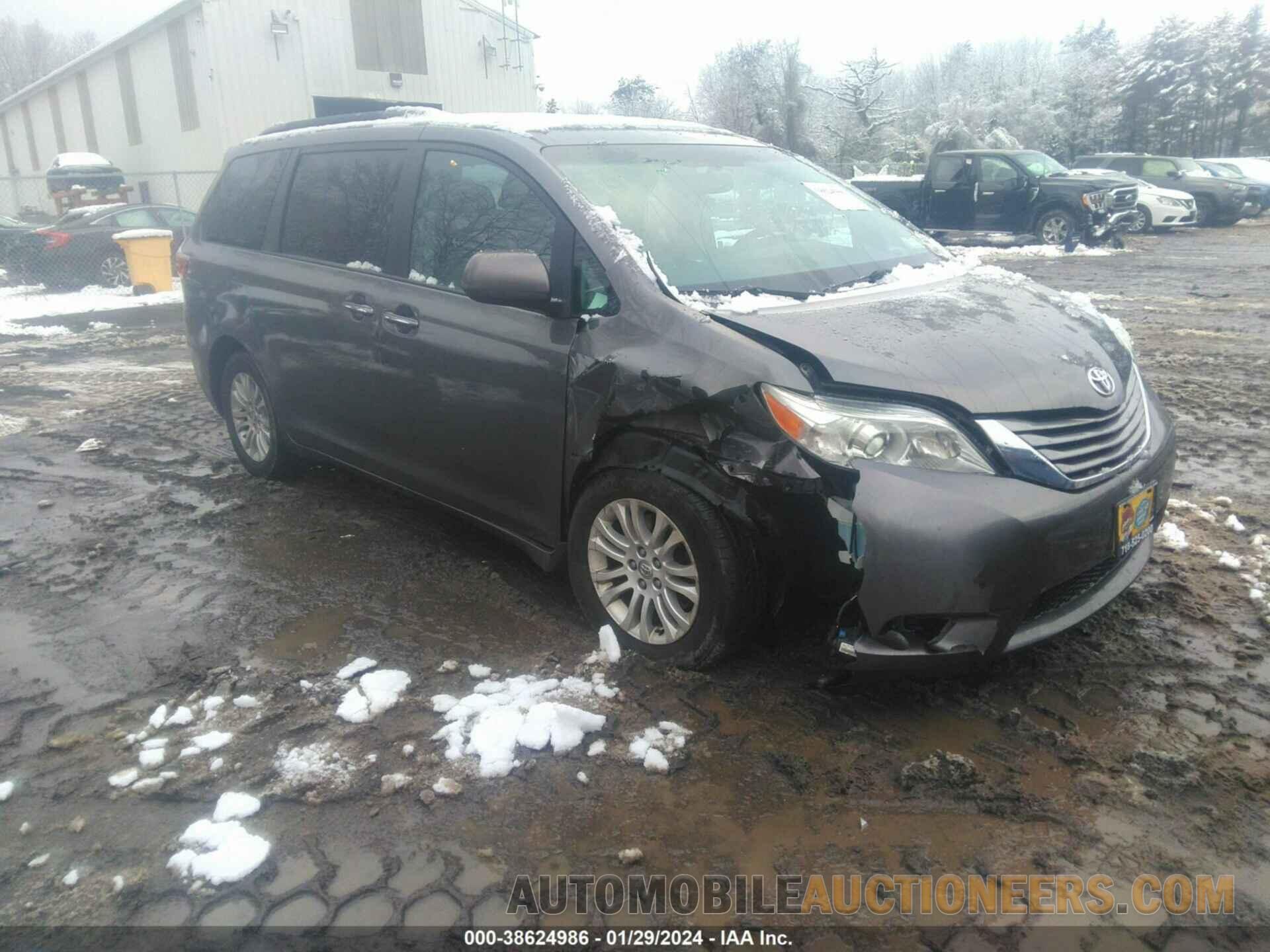 5TDYK3DC6FS623843 TOYOTA SIENNA 2015