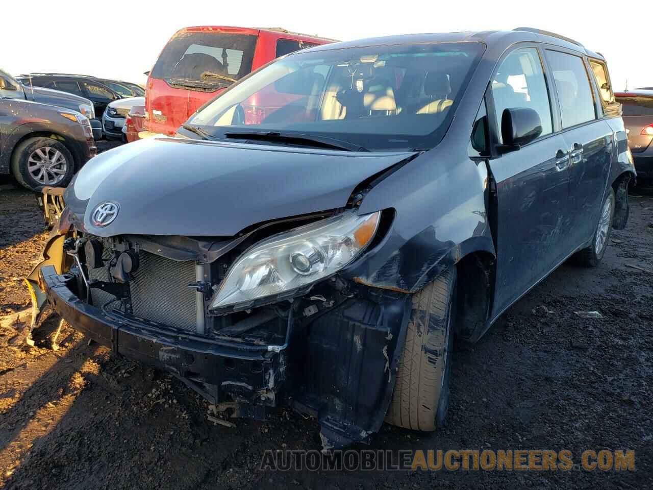 5TDYK3DC6GS715732 TOYOTA All Models 2016