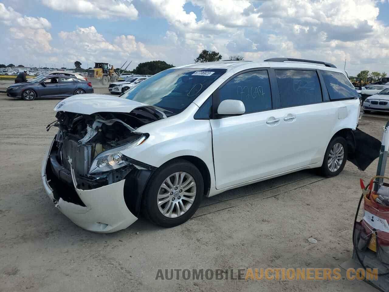 5TDYK3DC6GS738881 TOYOTA All Models 2016