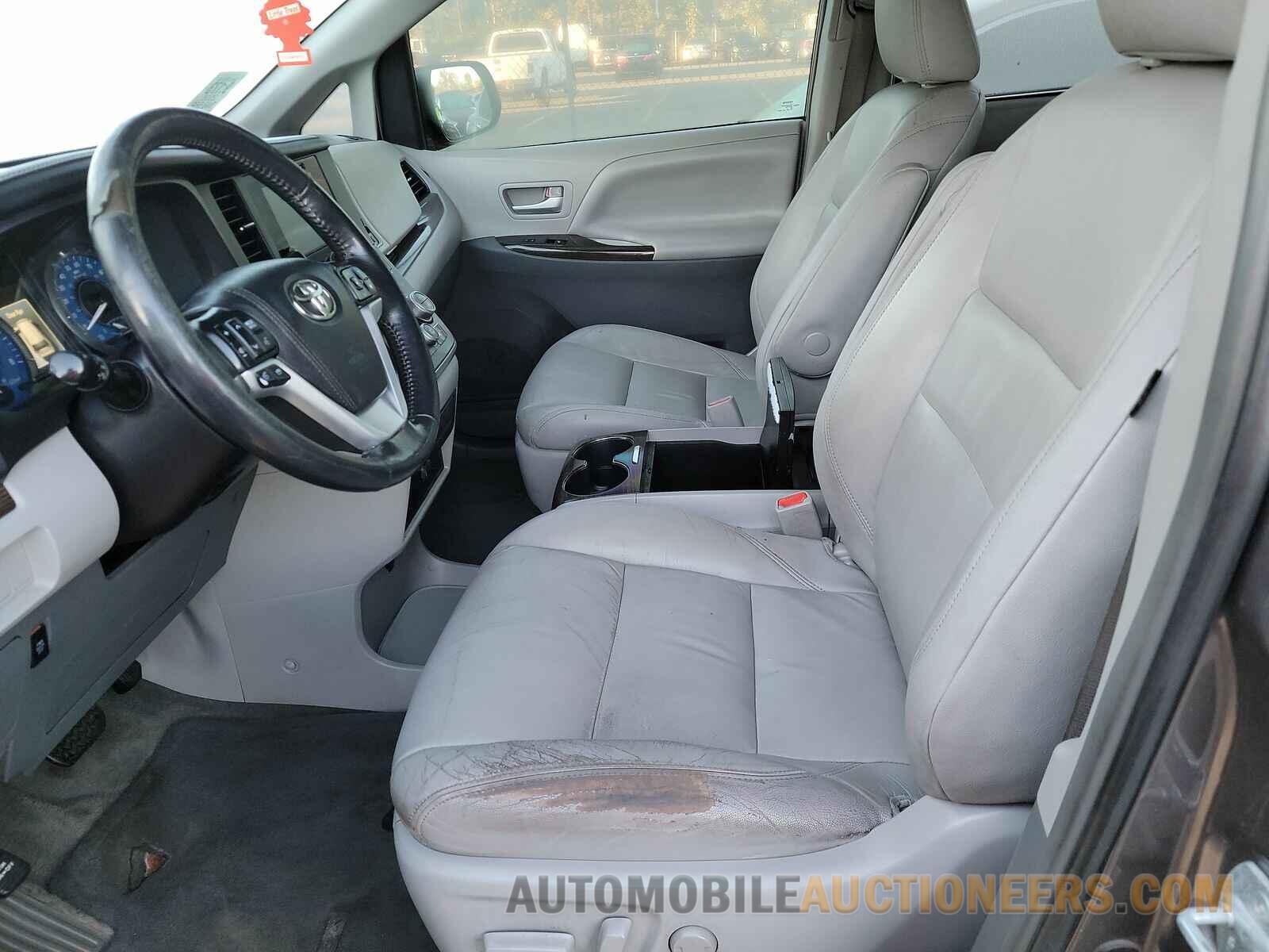 5TDYK3DC6GS748861 Toyota Sienna 2016