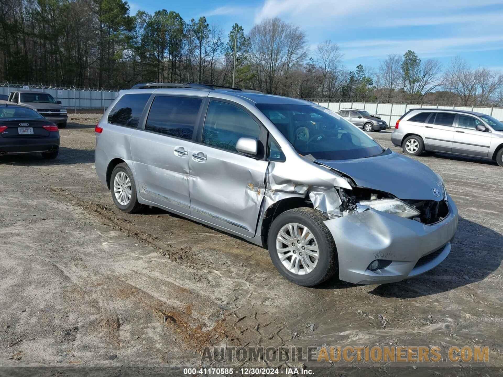 5TDYK3DC7BS159469 TOYOTA SIENNA 2011