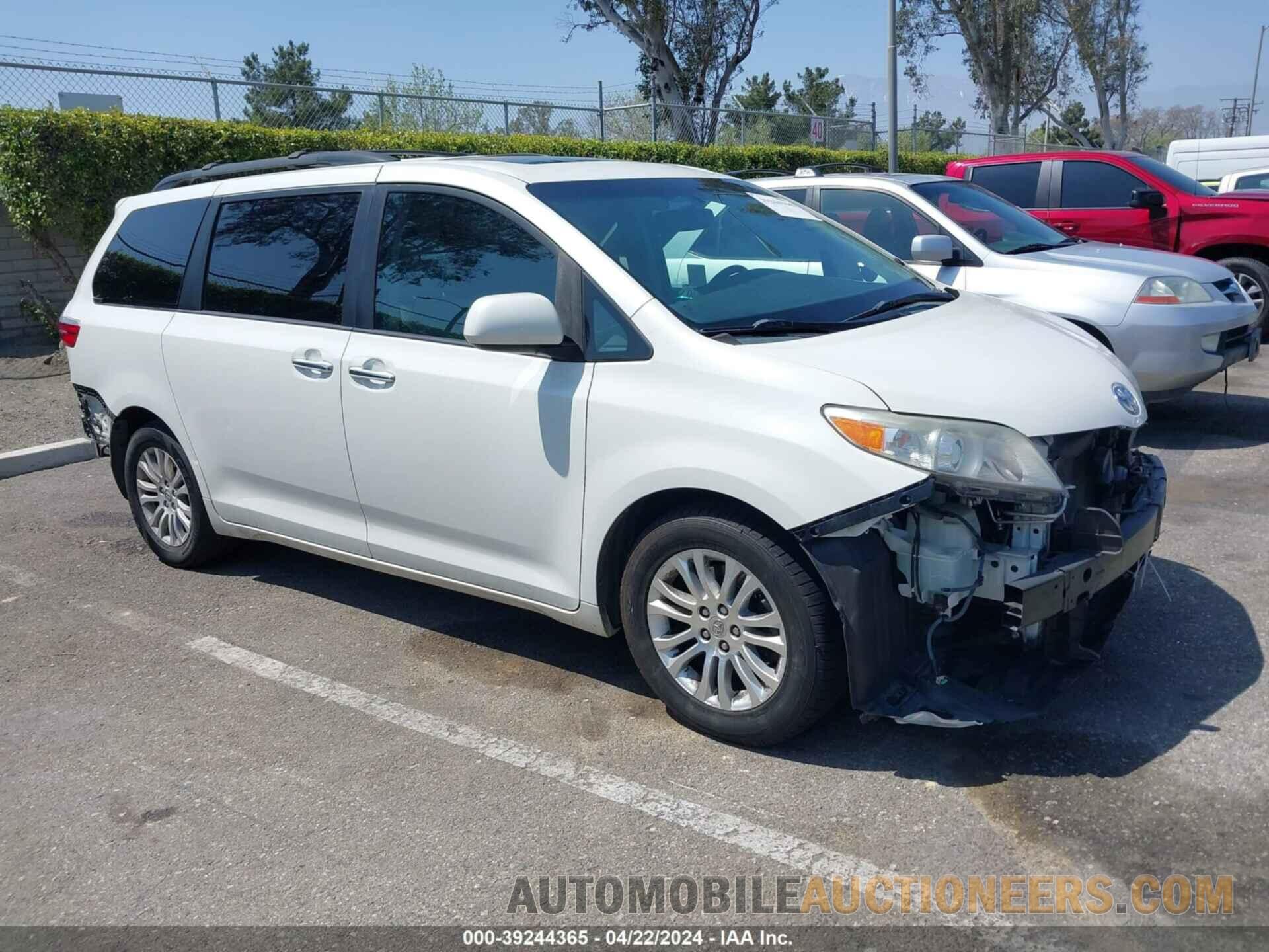 5TDYK3DC7FS540793 TOYOTA SIENNA 2015