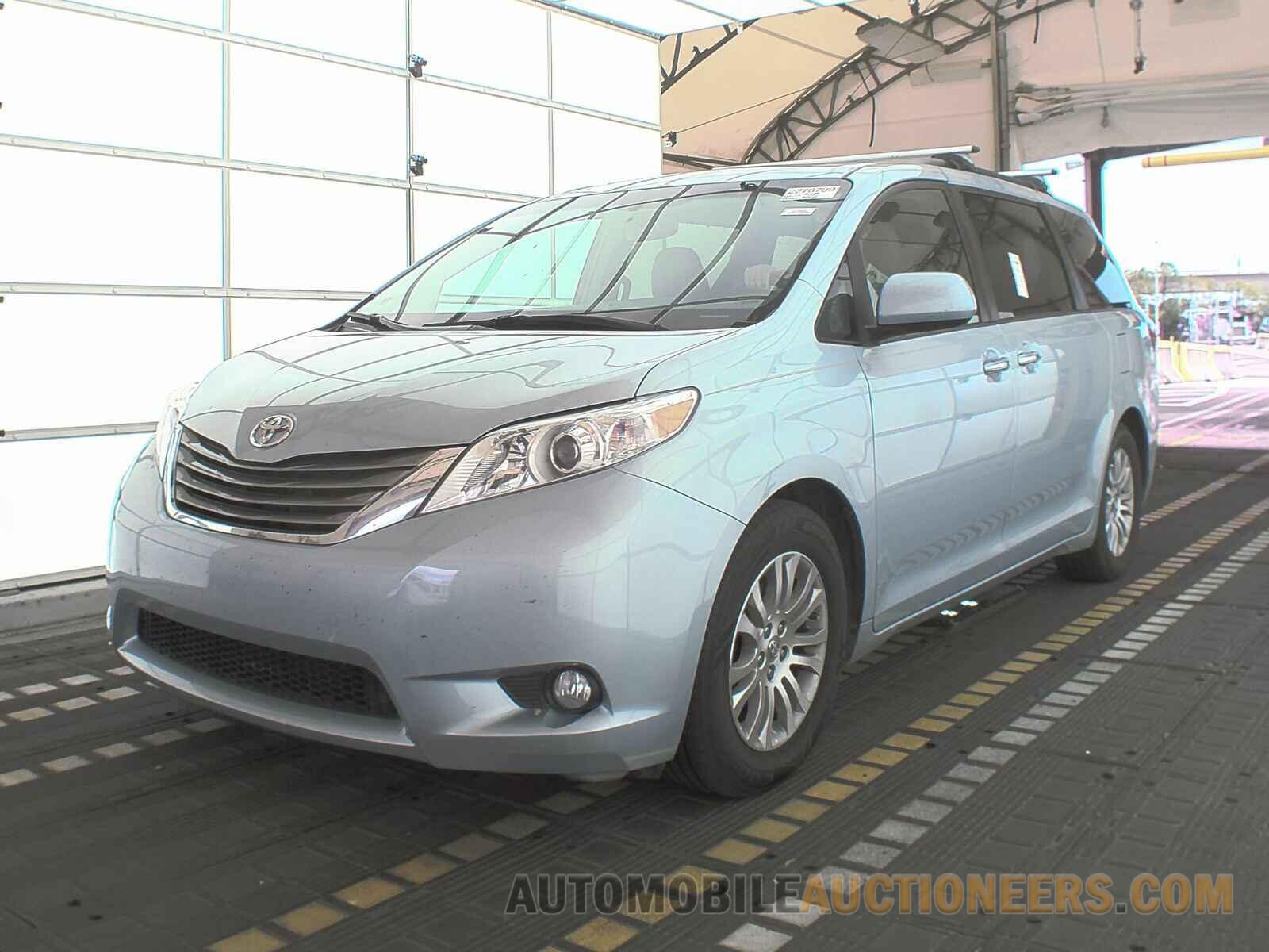 5TDYK3DC7GS733446 Toyota Sienna 2016