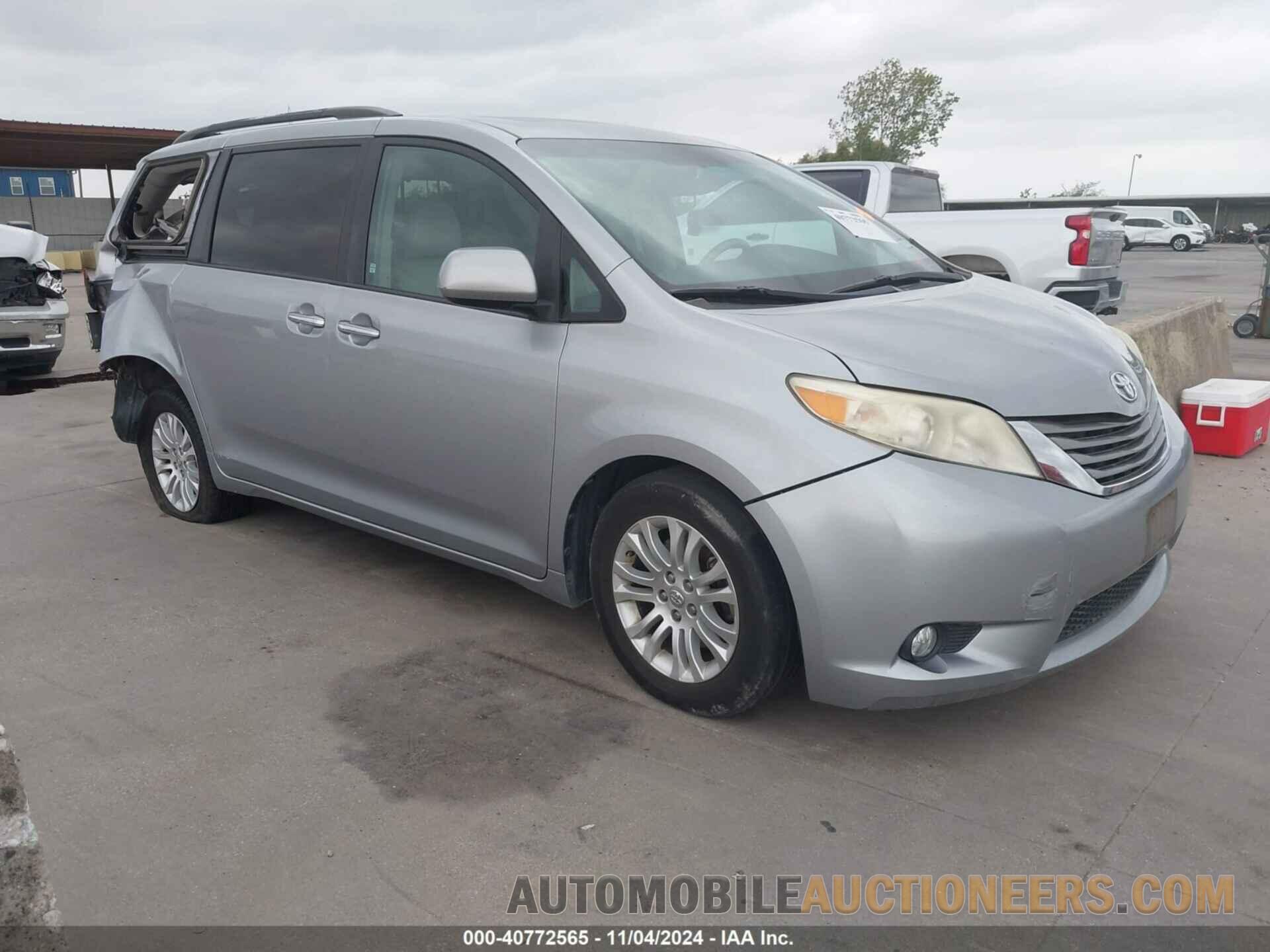 5TDYK3DC8BS101967 TOYOTA SIENNA 2011