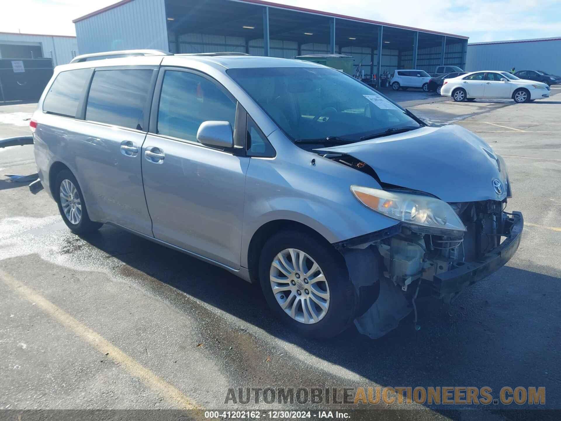 5TDYK3DC8CS229160 TOYOTA SIENNA 2012