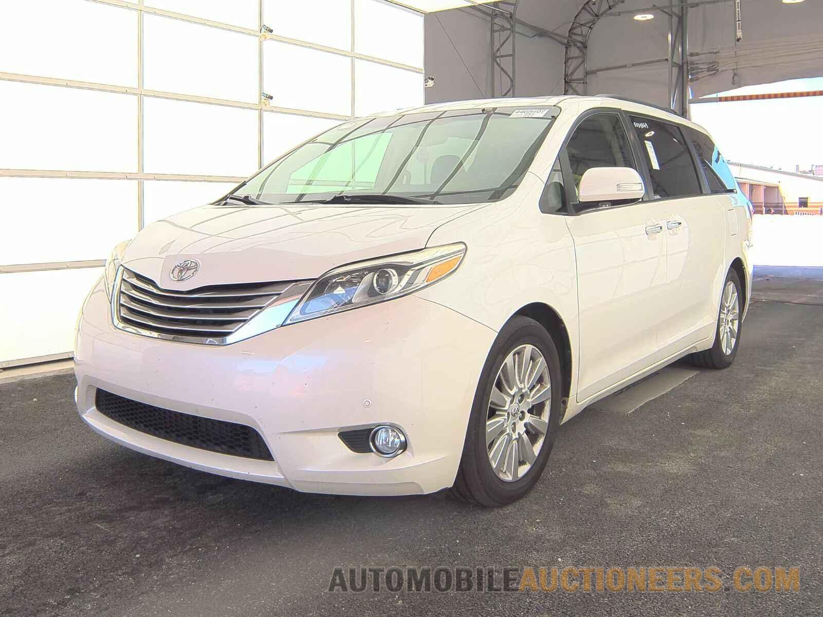 5TDYK3DC8FS530239 Toyota Sienna 2015