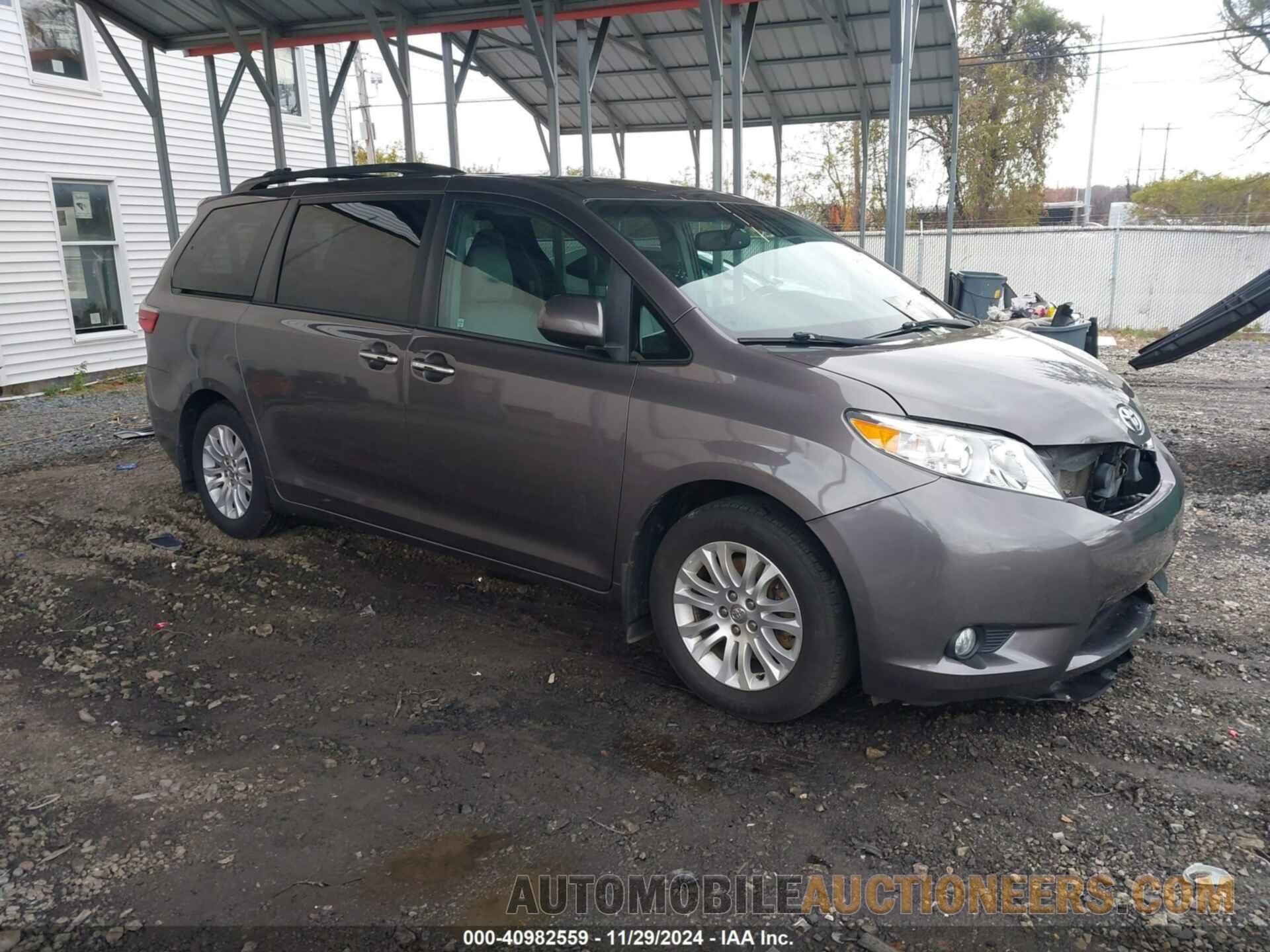 5TDYK3DC8FS592367 TOYOTA SIENNA 2015