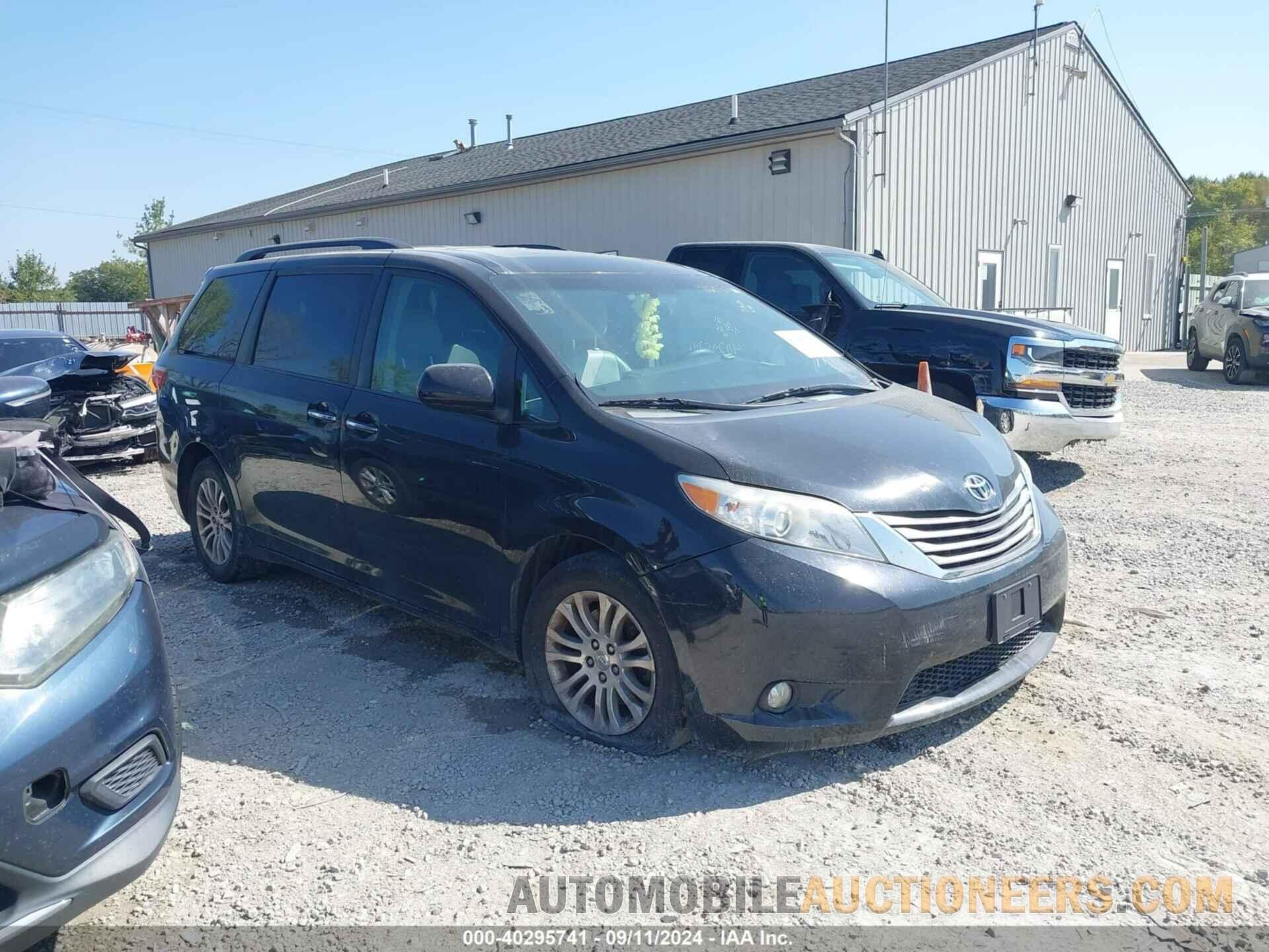 5TDYK3DC8FS624993 TOYOTA SIENNA 2015