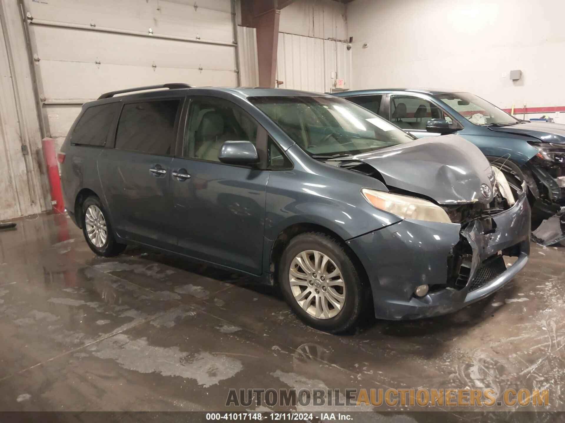 5TDYK3DC8FS635363 TOYOTA SIENNA 2015