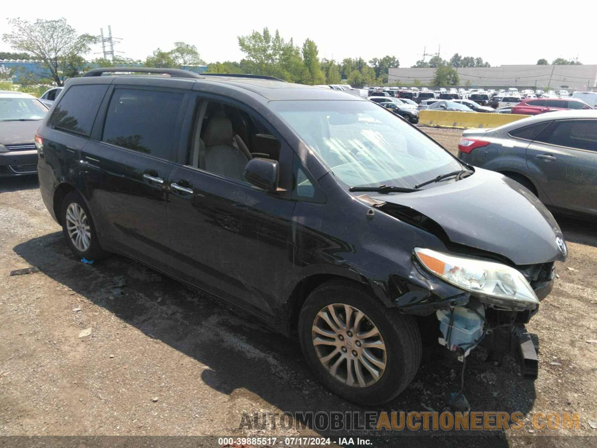 5TDYK3DC9DS377917 TOYOTA SIENNA 2013