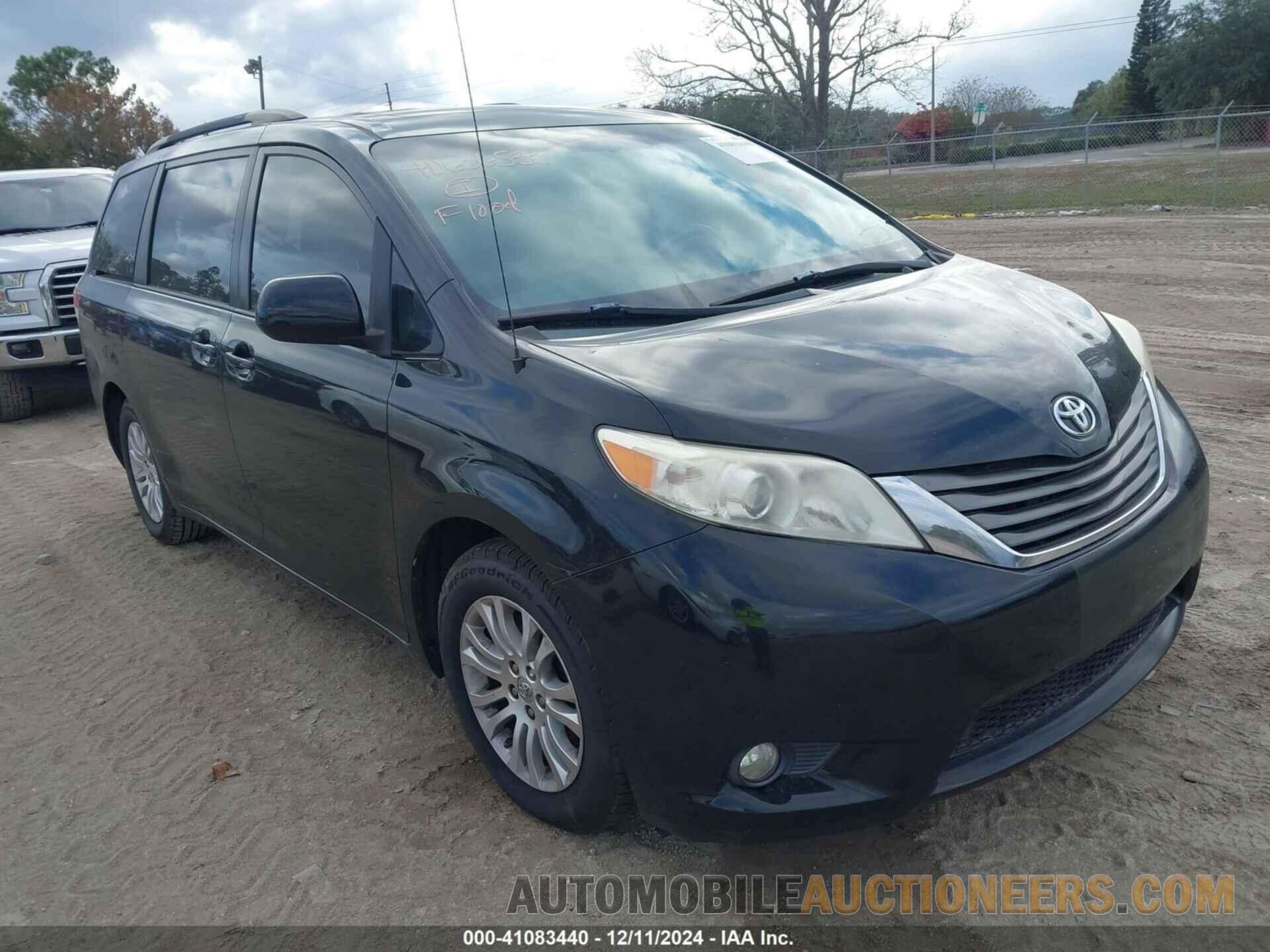 5TDYK3DC9DS392563 TOYOTA SIENNA 2013