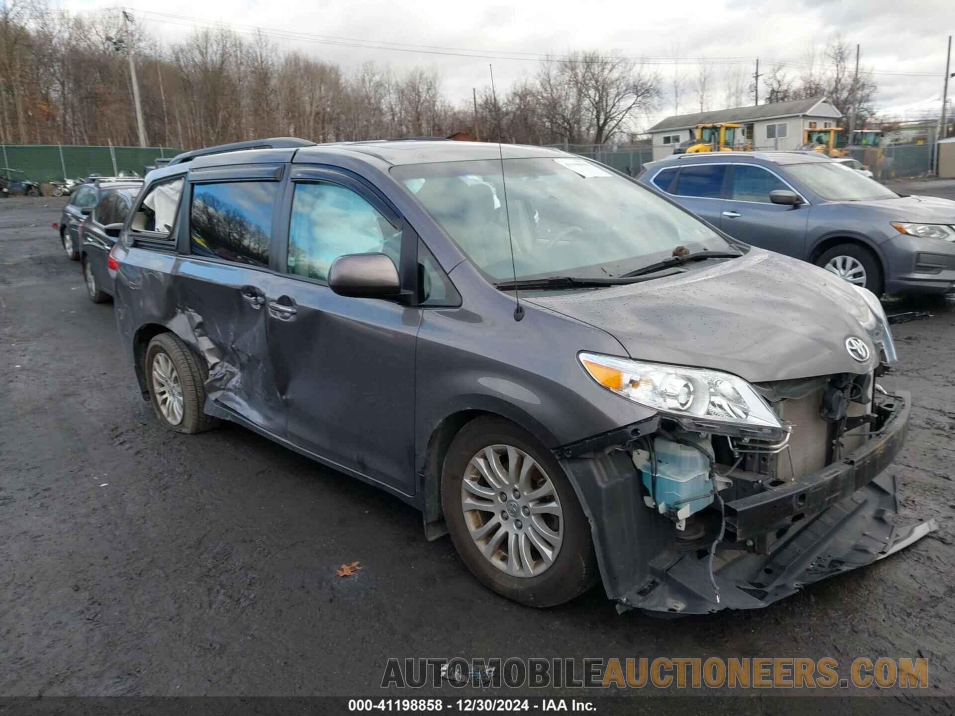 5TDYK3DC9DS400709 TOYOTA SIENNA 2013