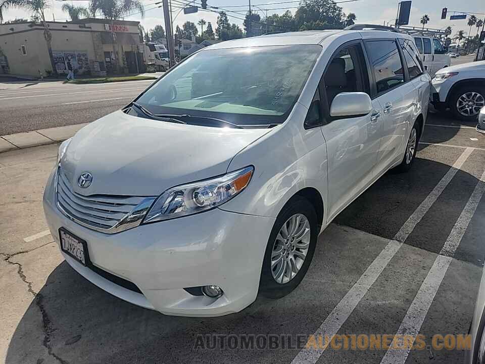 5TDYK3DC9FS570409 Toyota Sienna 2015