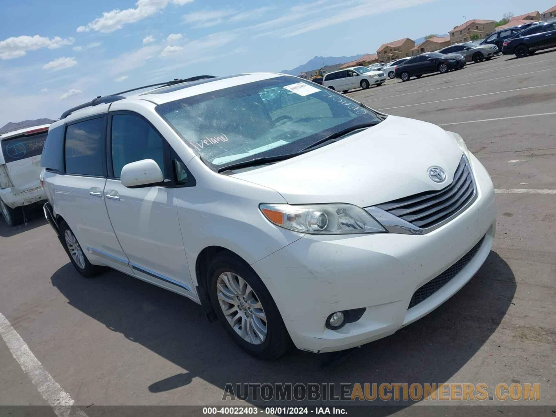 5TDYK3DC9FS592619 TOYOTA SIENNA 2015