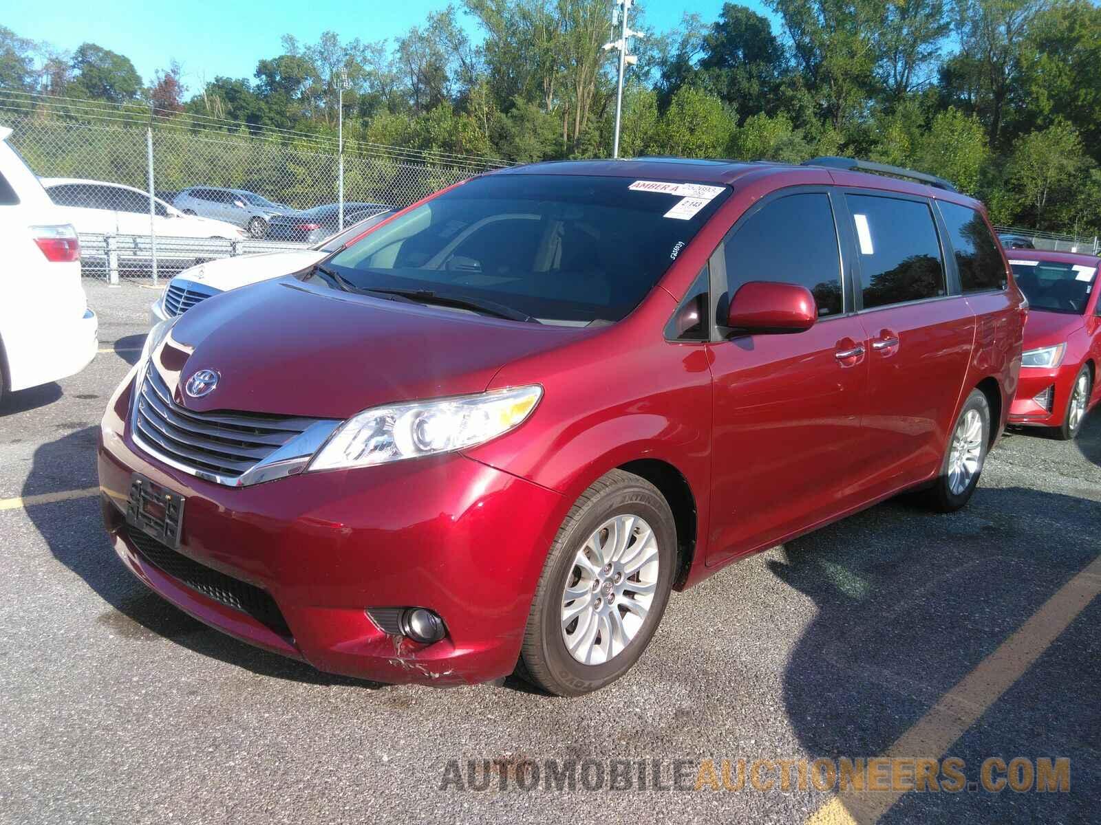 5TDYK3DC9FS617549 Toyota Sienna 2015