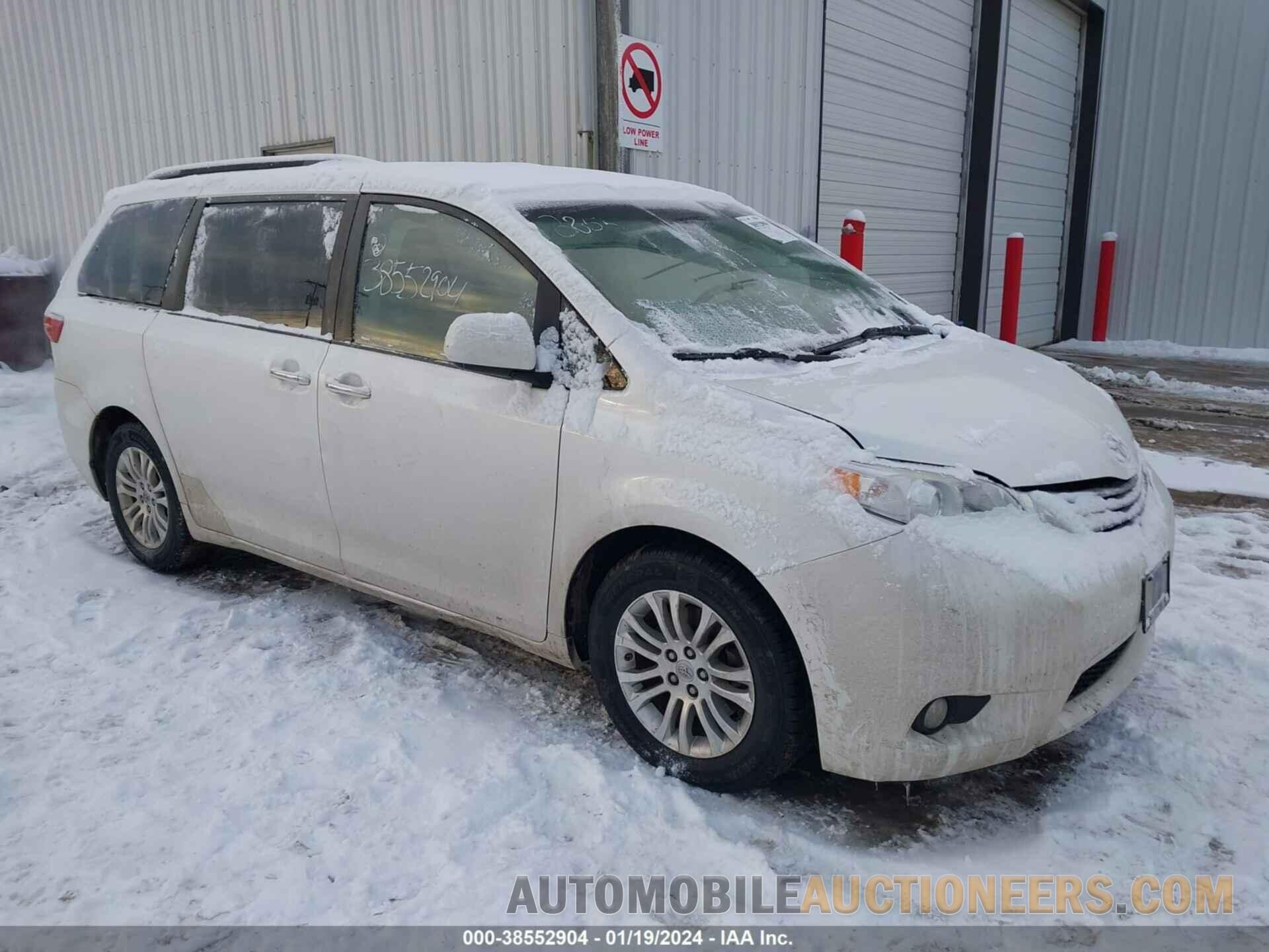 5TDYK3DC9FS623206 TOYOTA SIENNA 2015