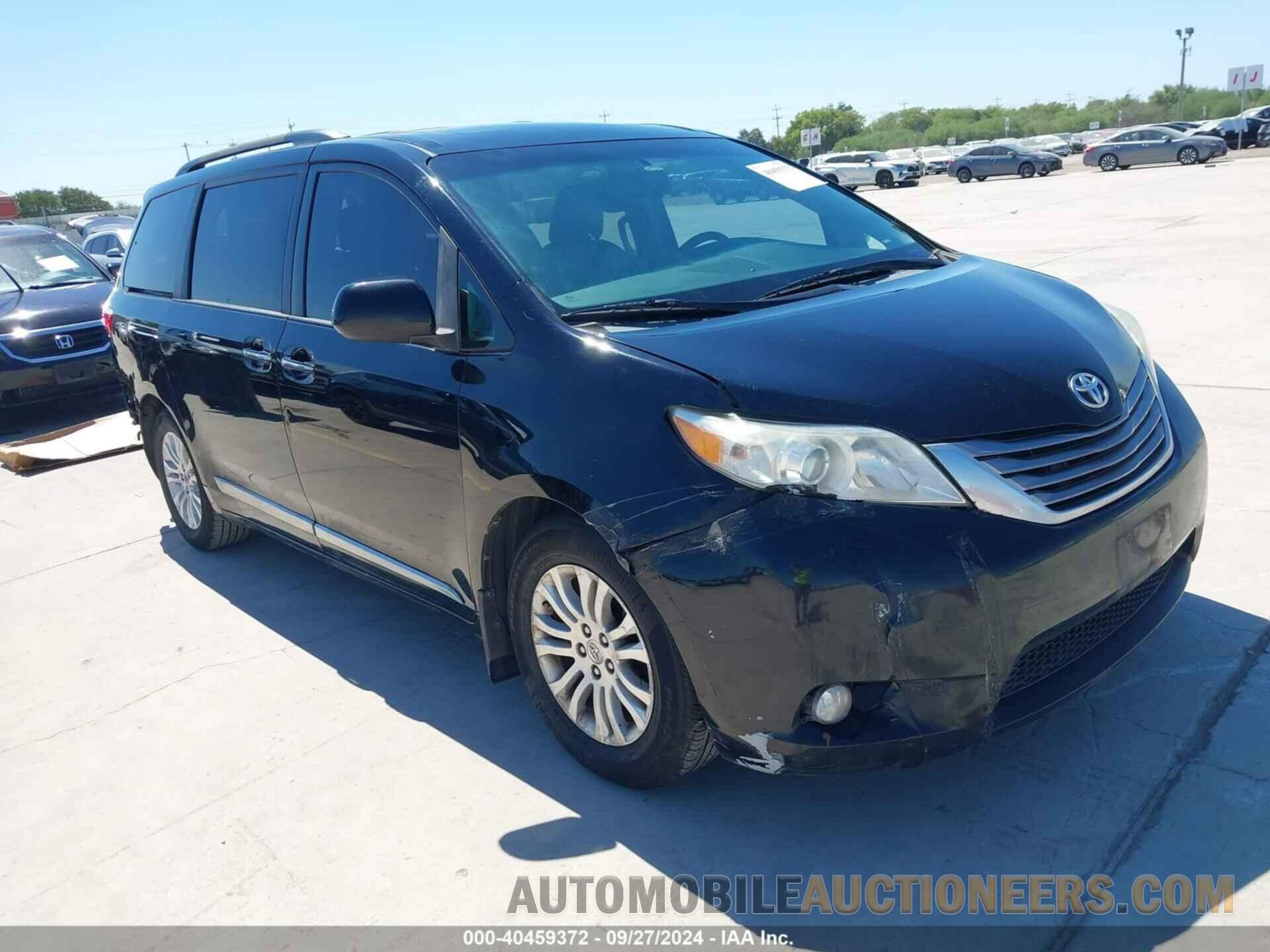 5TDYK3DC9FS647392 TOYOTA SIENNA 2015