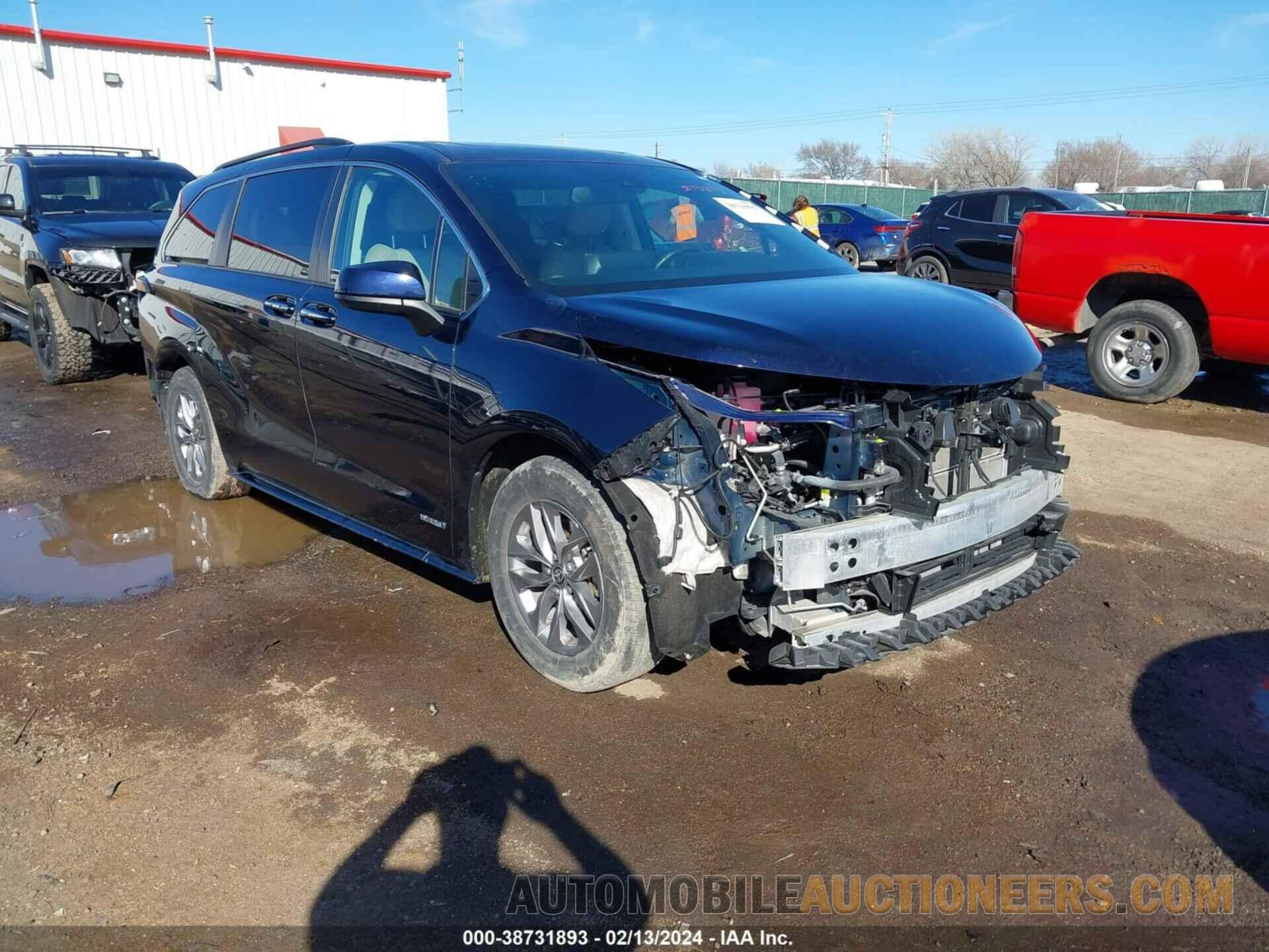 5TDYRKEC0MS037477 TOYOTA SIENNA 2021