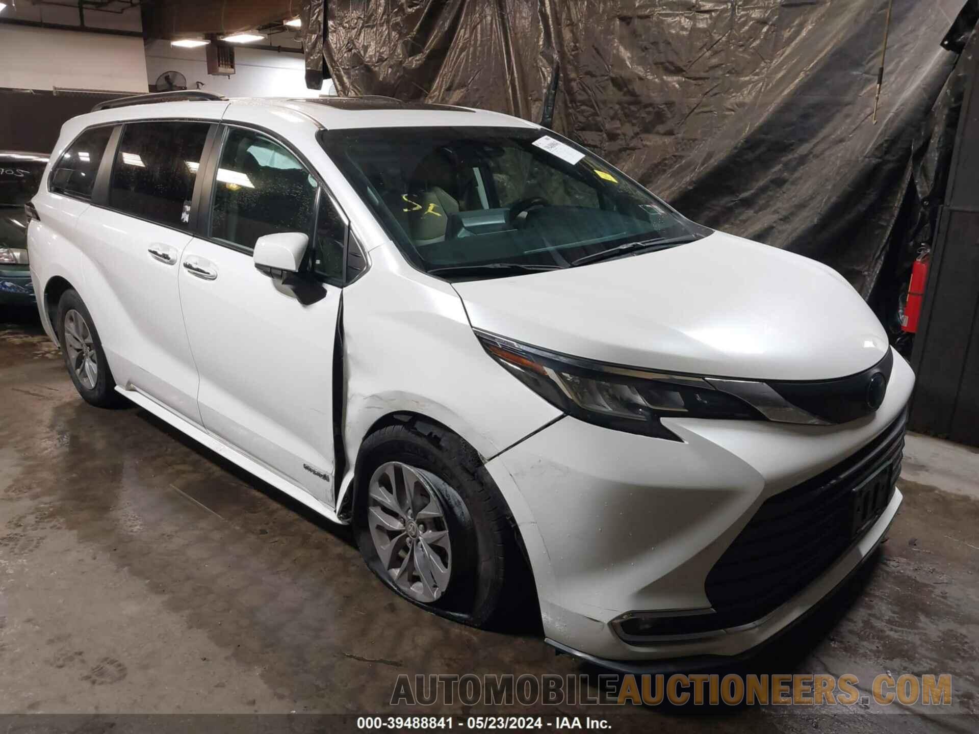 5TDYRKEC0MS058989 TOYOTA SIENNA 2021