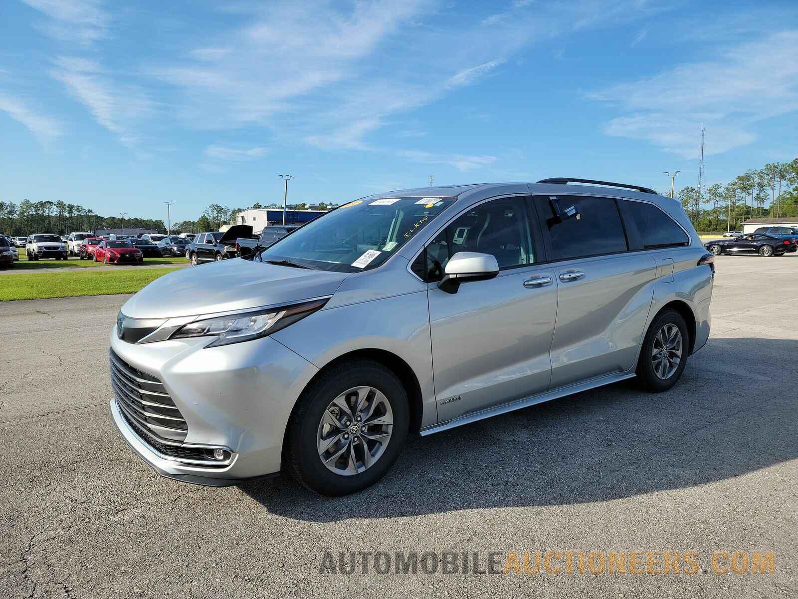 5TDYRKEC1MS010885 Toyota Sienna 2021