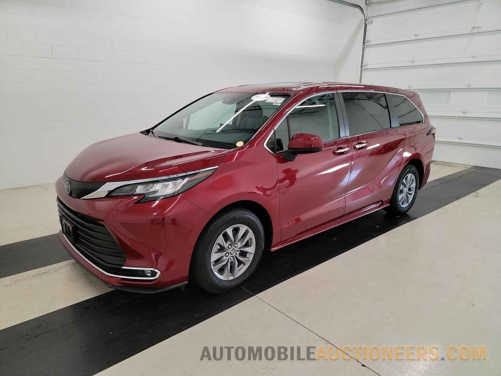 5TDYRKEC1NS118439 Toyota Sienna 2022