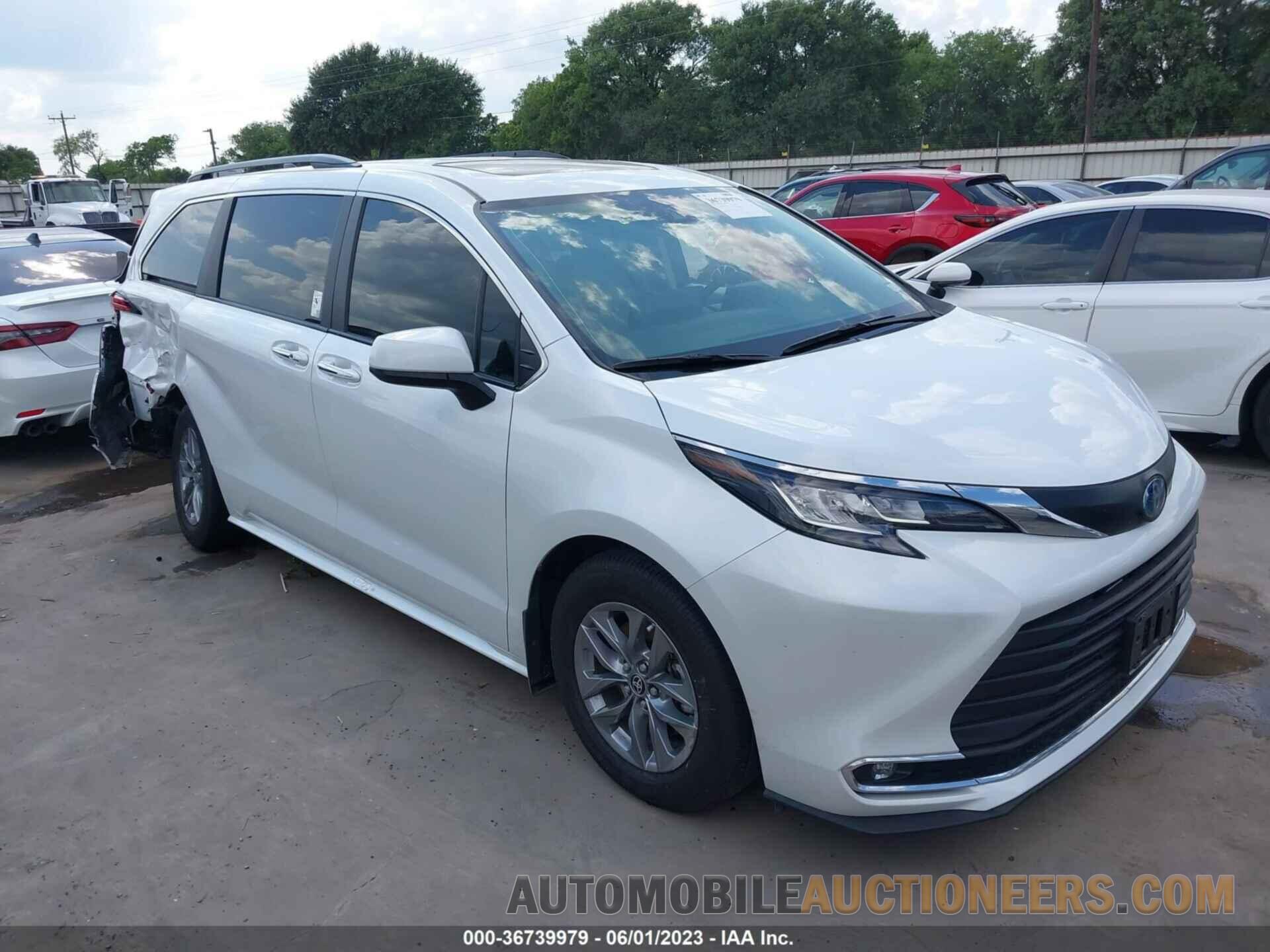 5TDYRKEC1NS122975 TOYOTA SIENNA 2022