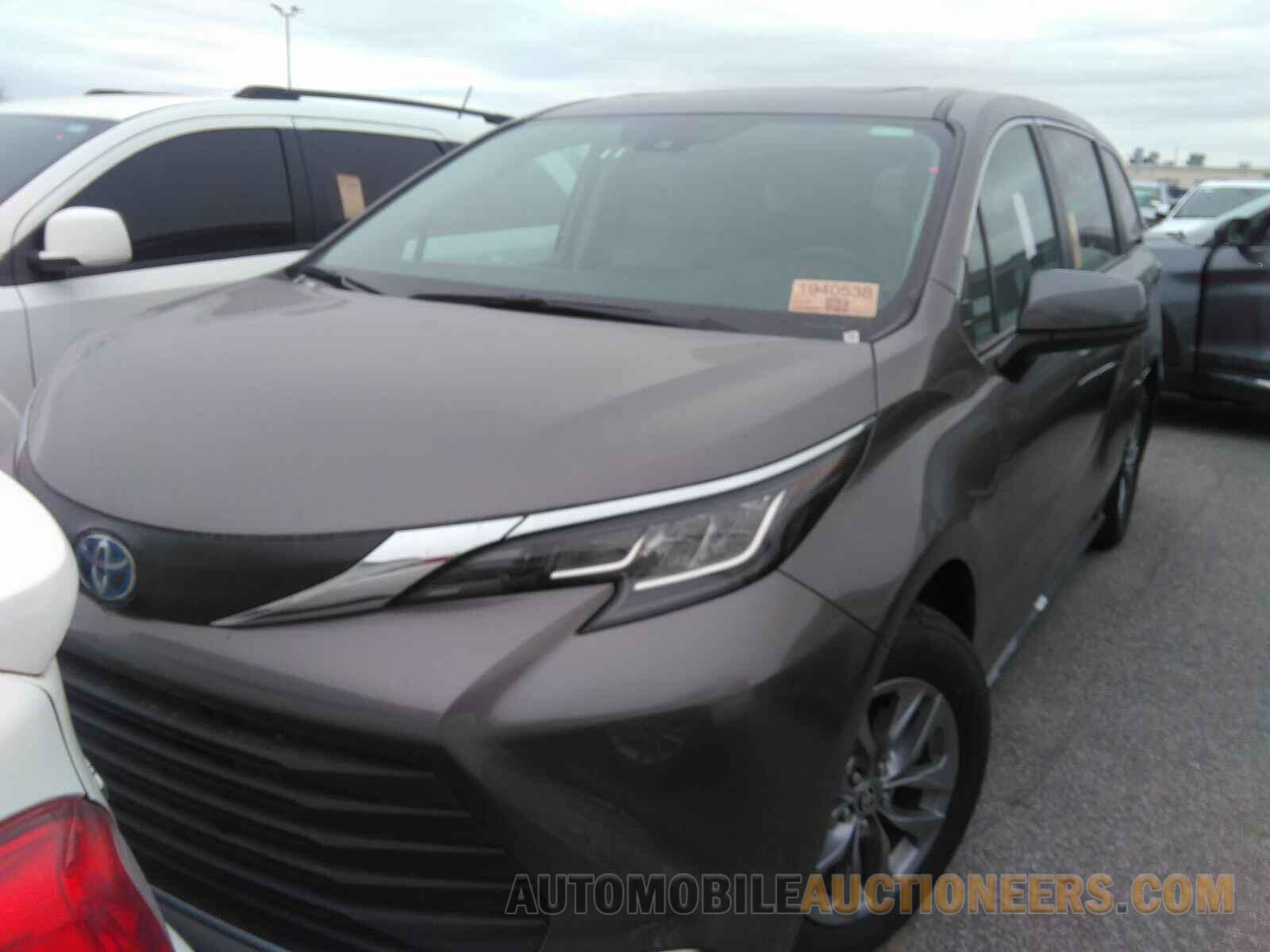 5TDYRKEC1NS123950 Toyota Sienna 2022