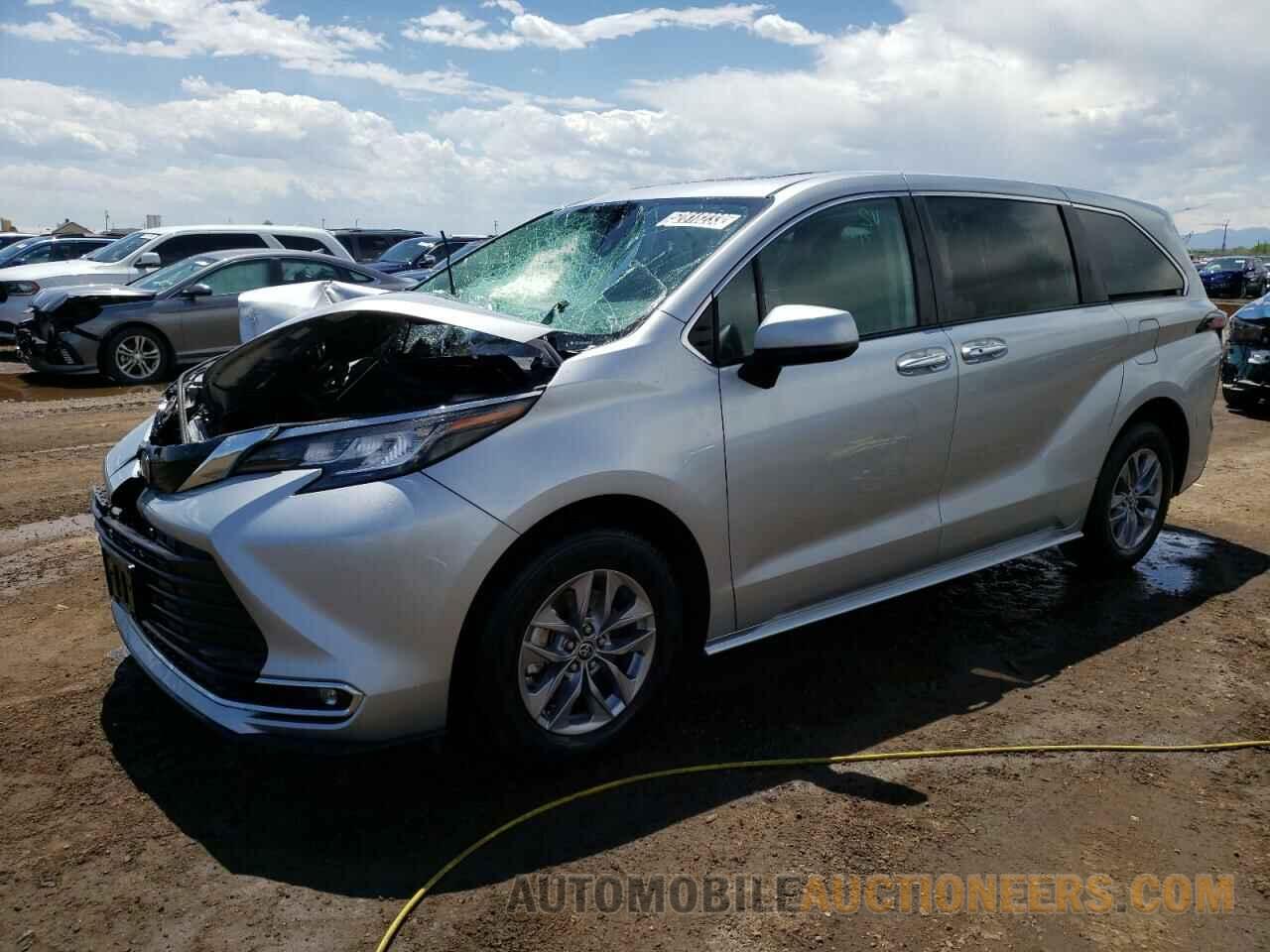 5TDYRKEC1NS132230 TOYOTA SIENNA 2022