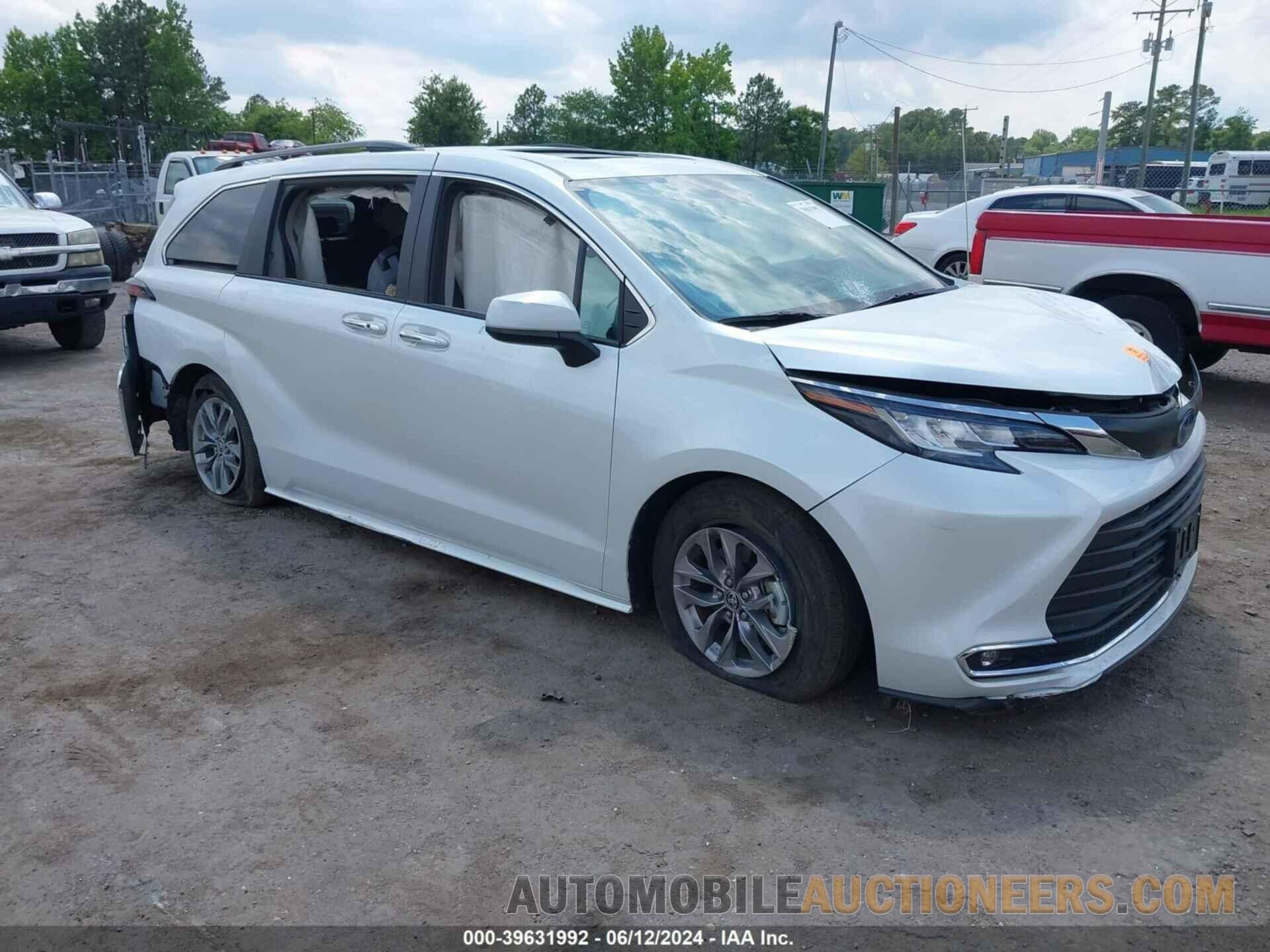 5TDYRKEC1NS133541 TOYOTA SIENNA 2022