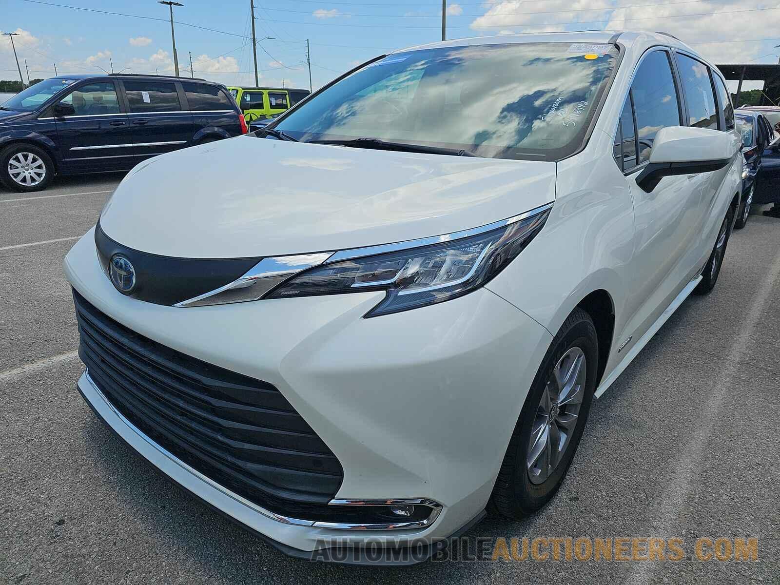 5TDYRKEC2MS008837 Toyota Sienna 2021