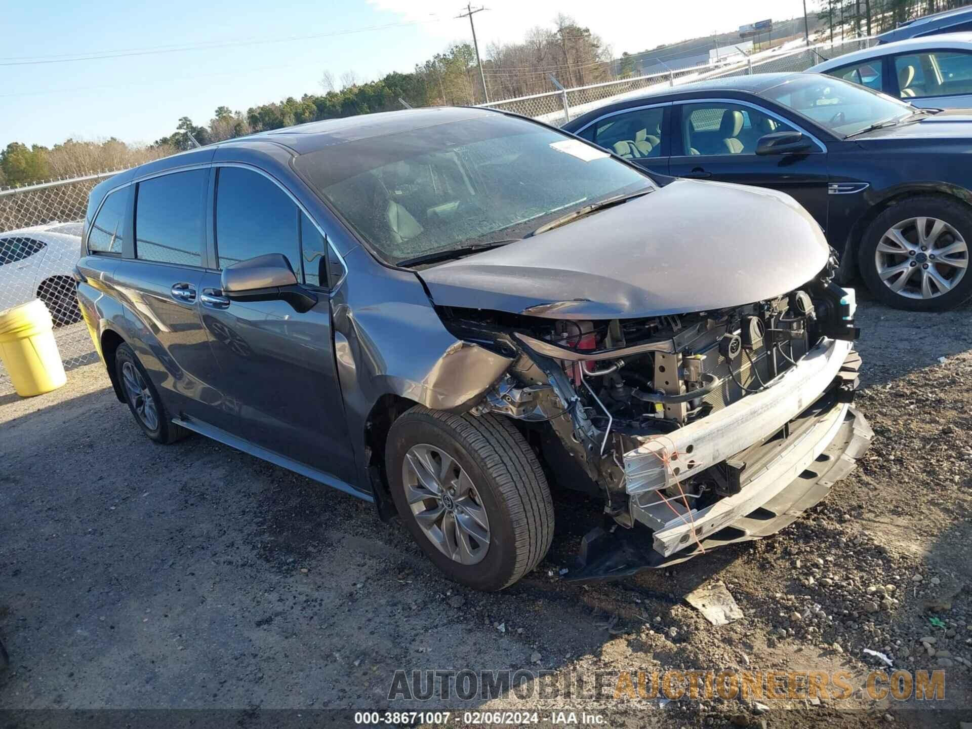 5TDYRKEC2NS108308 TOYOTA SIENNA 2022