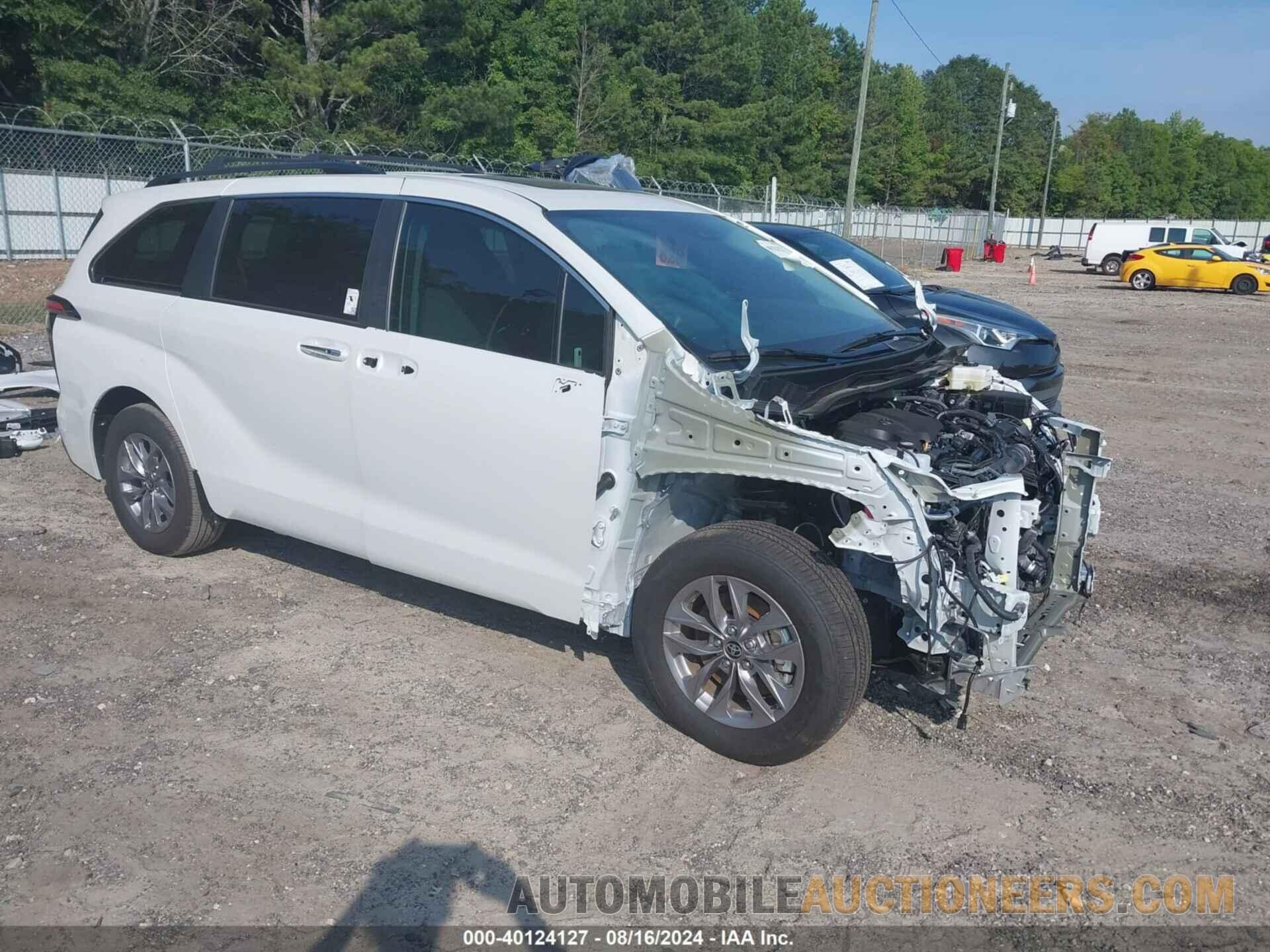 5TDYRKEC2RS187596 TOYOTA SIENNA 2024