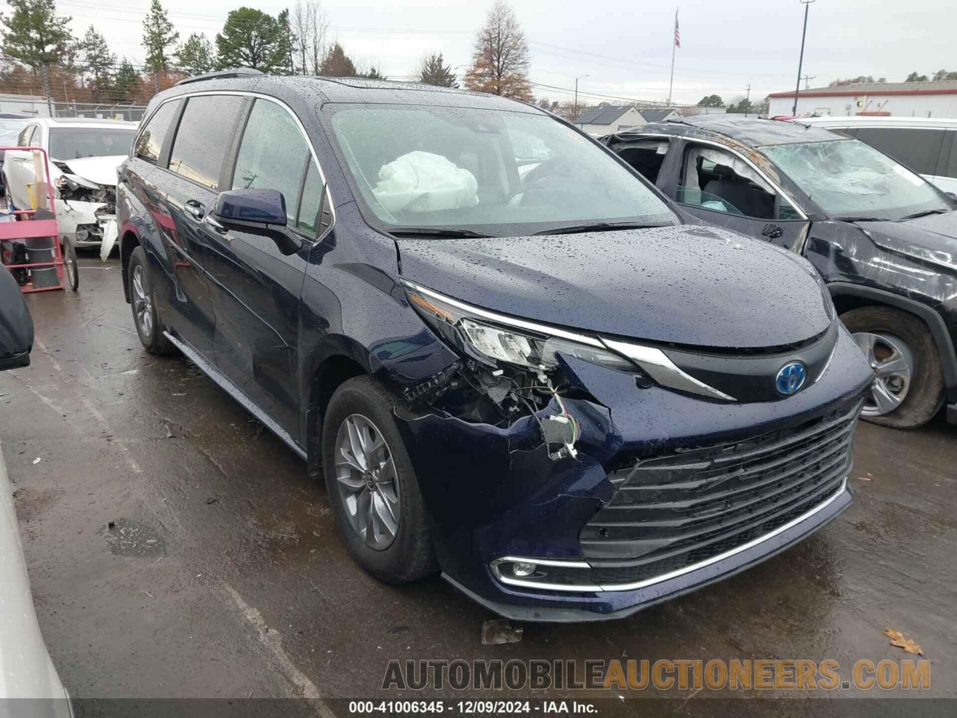 5TDYRKEC2RS195746 TOYOTA SIENNA 2024