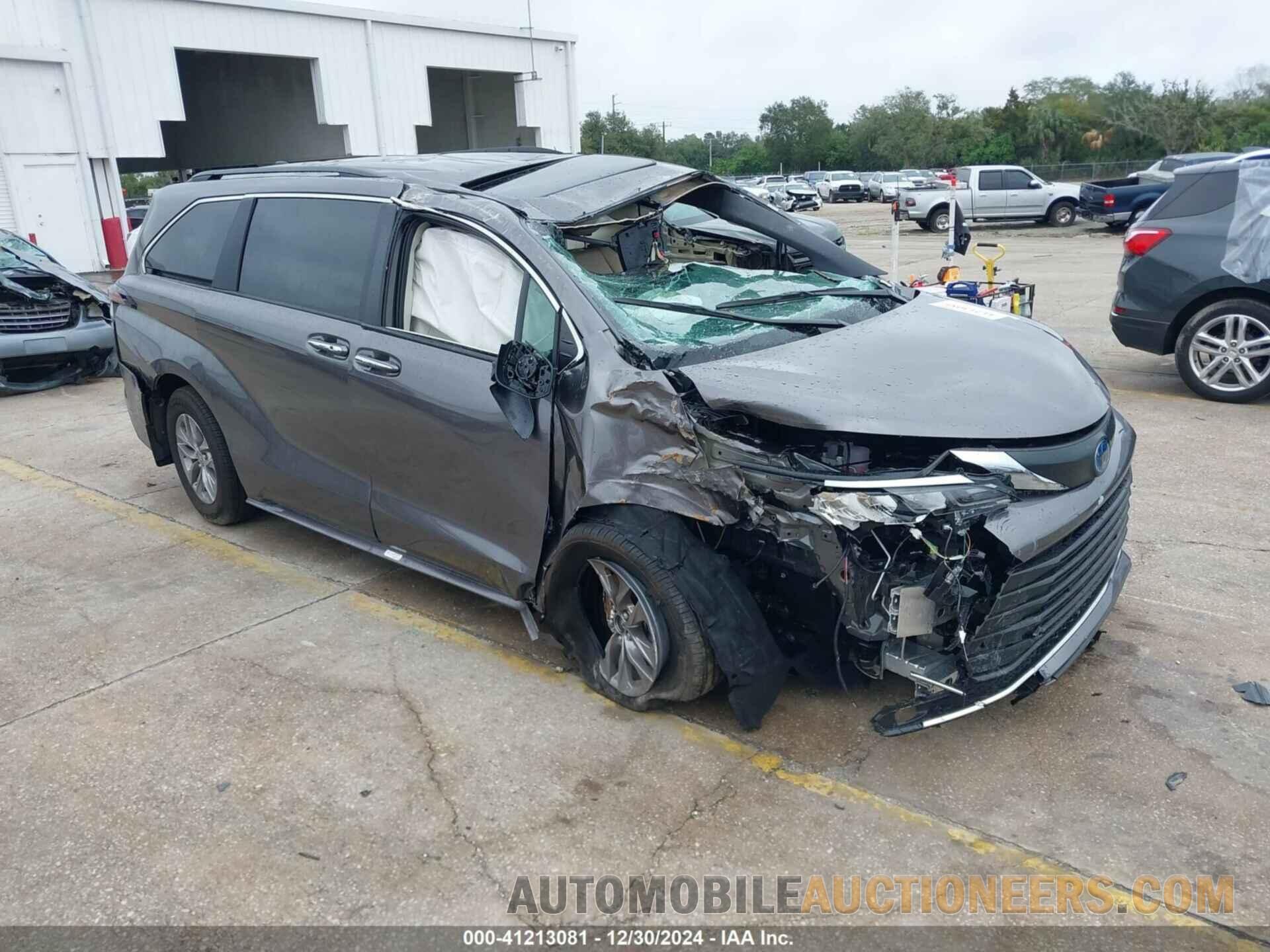 5TDYRKEC2RS220855 TOYOTA SIENNA 2024