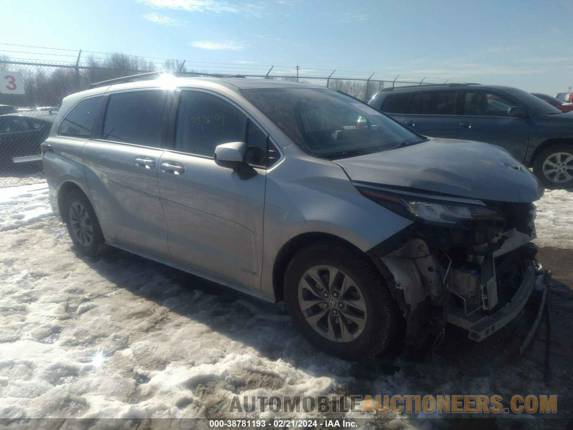 5TDYRKEC3MS001654 TOYOTA SIENNA 2021