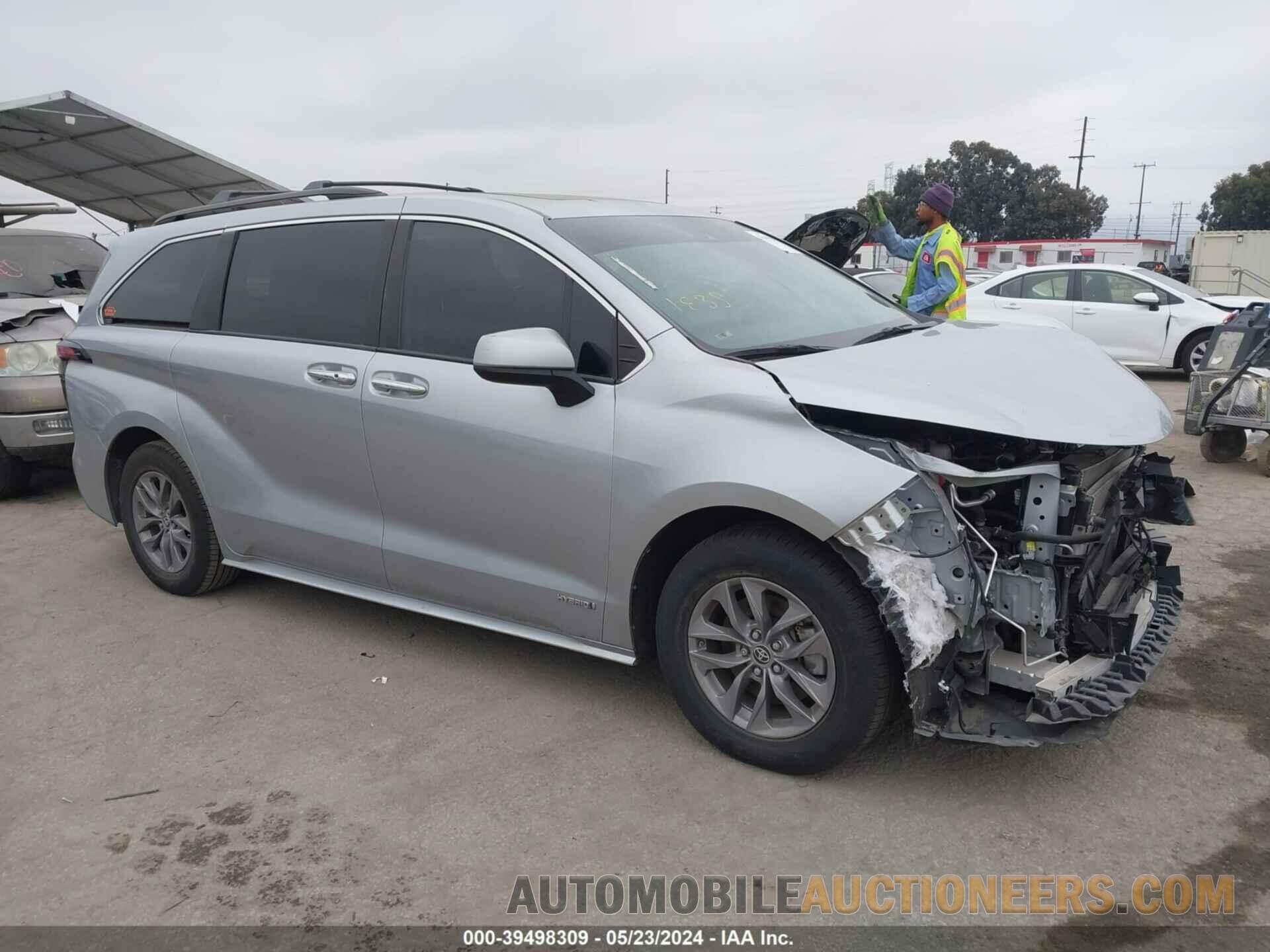 5TDYRKEC4MS065153 TOYOTA SIENNA 2021