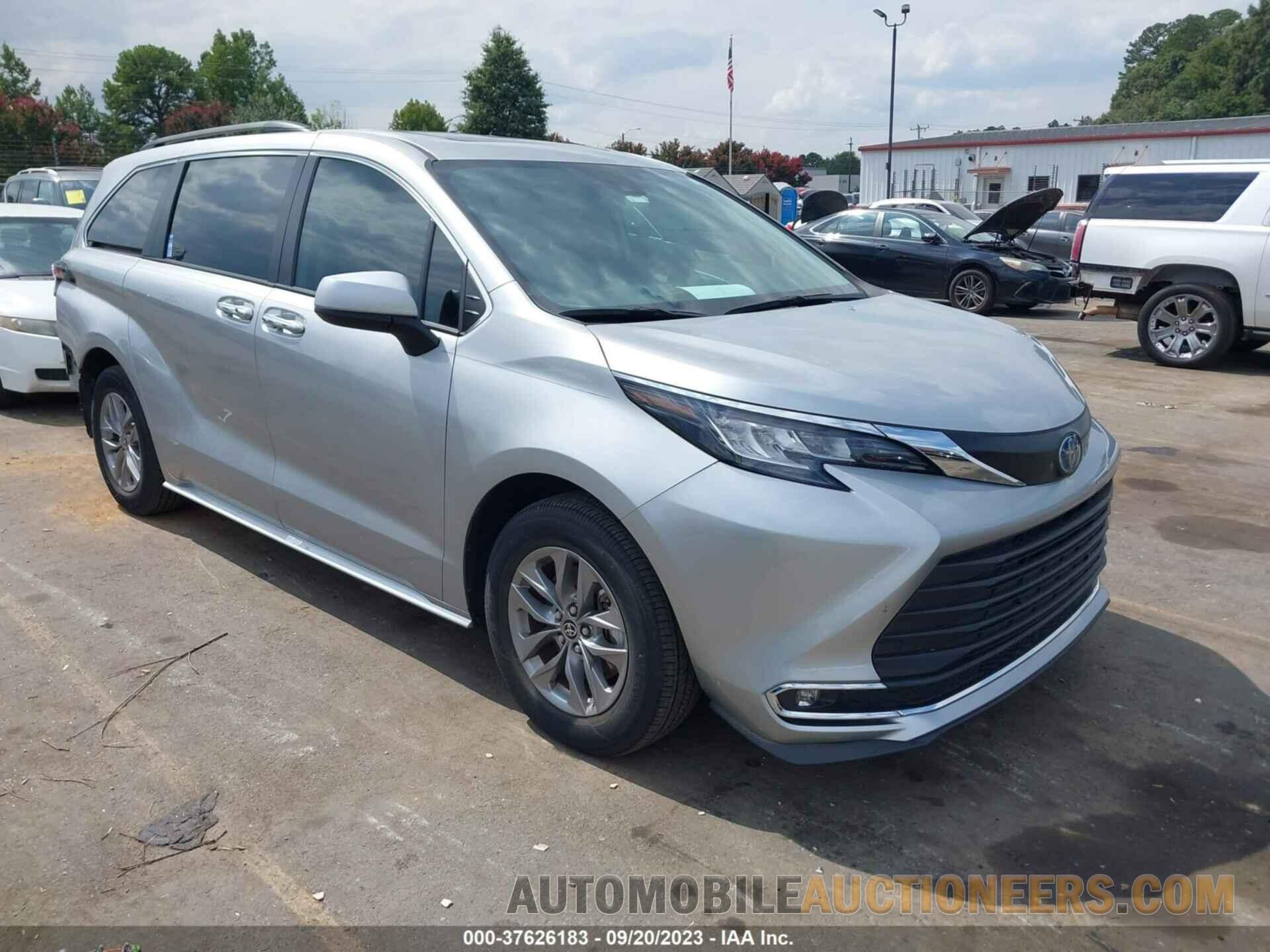 5TDYRKEC4NS098624 TOYOTA SIENNA 2022