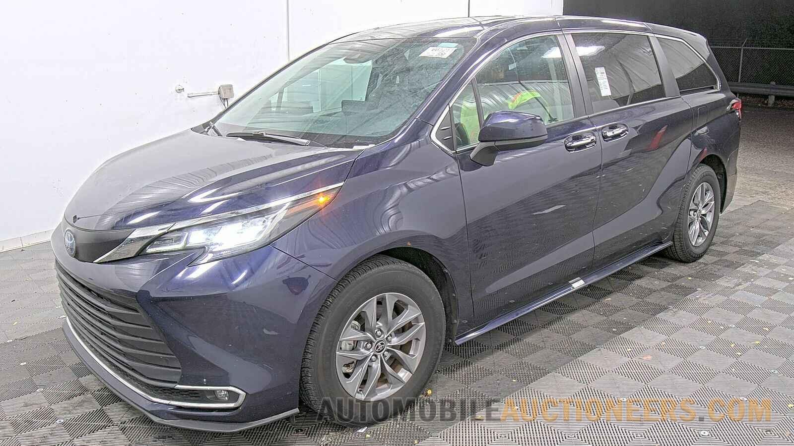 5TDYRKEC4NS103966 Toyota Sienna 2022