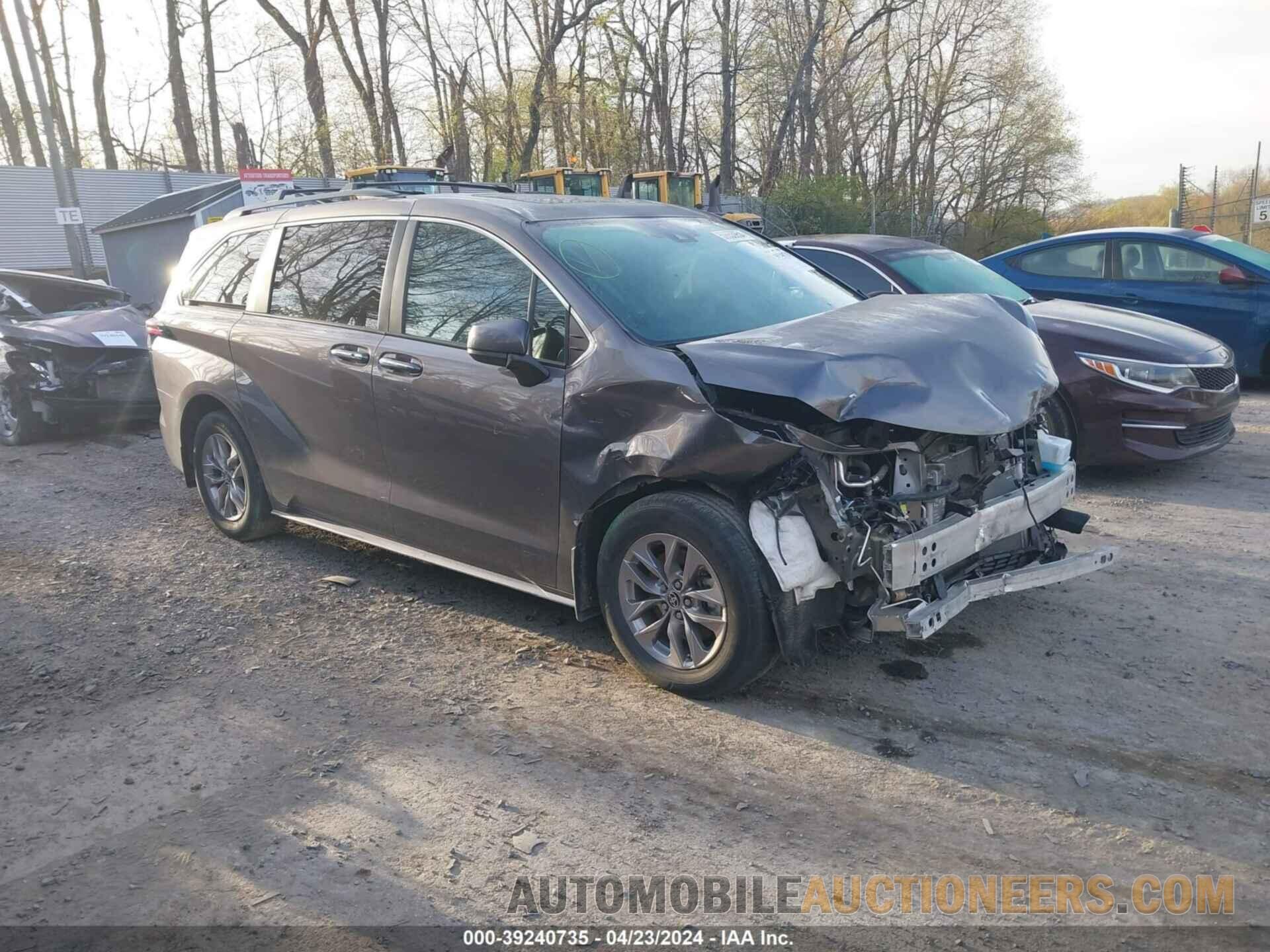 5TDYRKEC4NS111288 TOYOTA SIENNA 2022