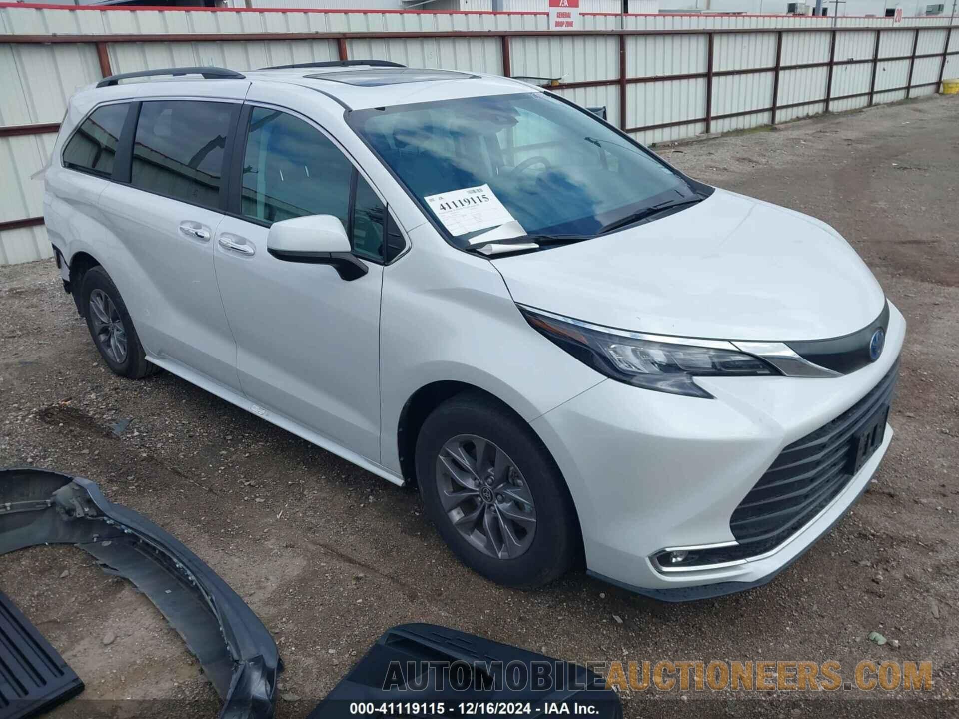 5TDYRKEC4RS187762 TOYOTA SIENNA 2024